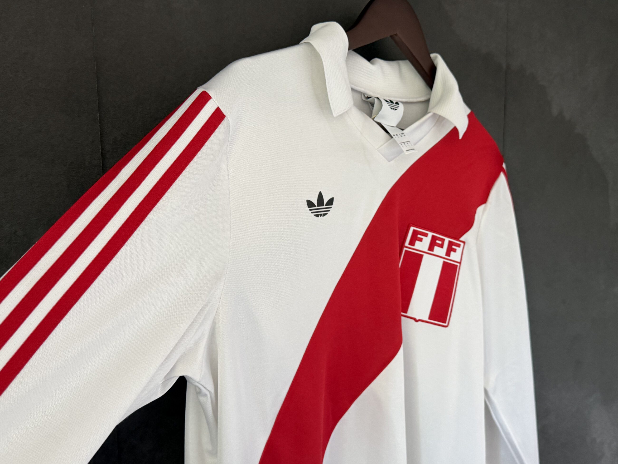 Peru 1978 (2025 Re-issue) Home Large 9/10 BNWT view 11