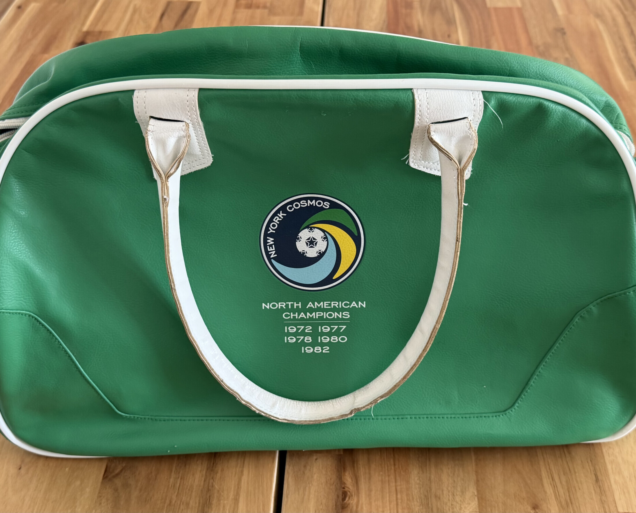 New York Cosmos 1984 Travel/Kit bag 8/10
