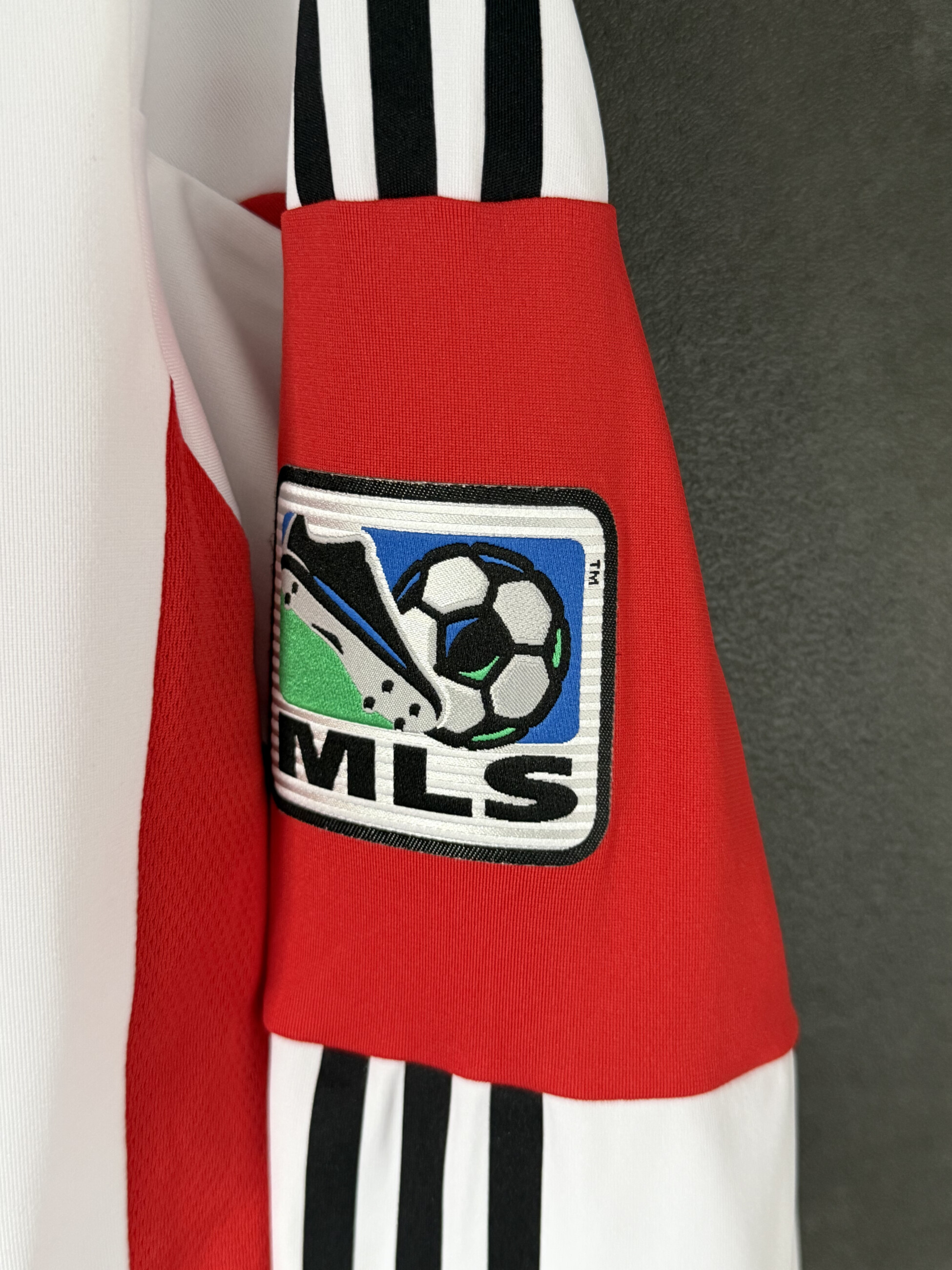 DC United 2012 Away Medium 8/10 view 3