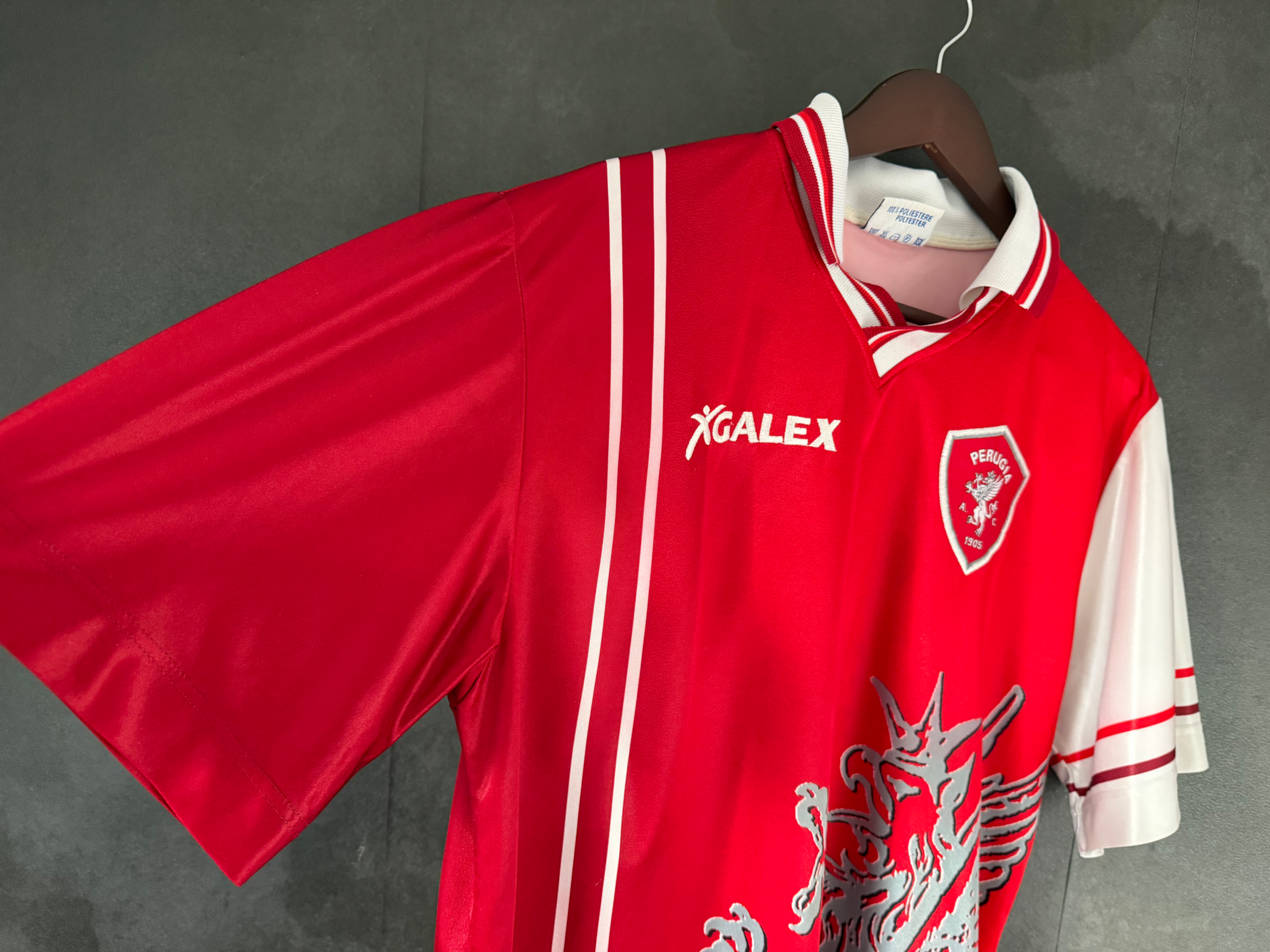 Perugia 1998/99 Home NAKATA 7 XL 8/10 view 10