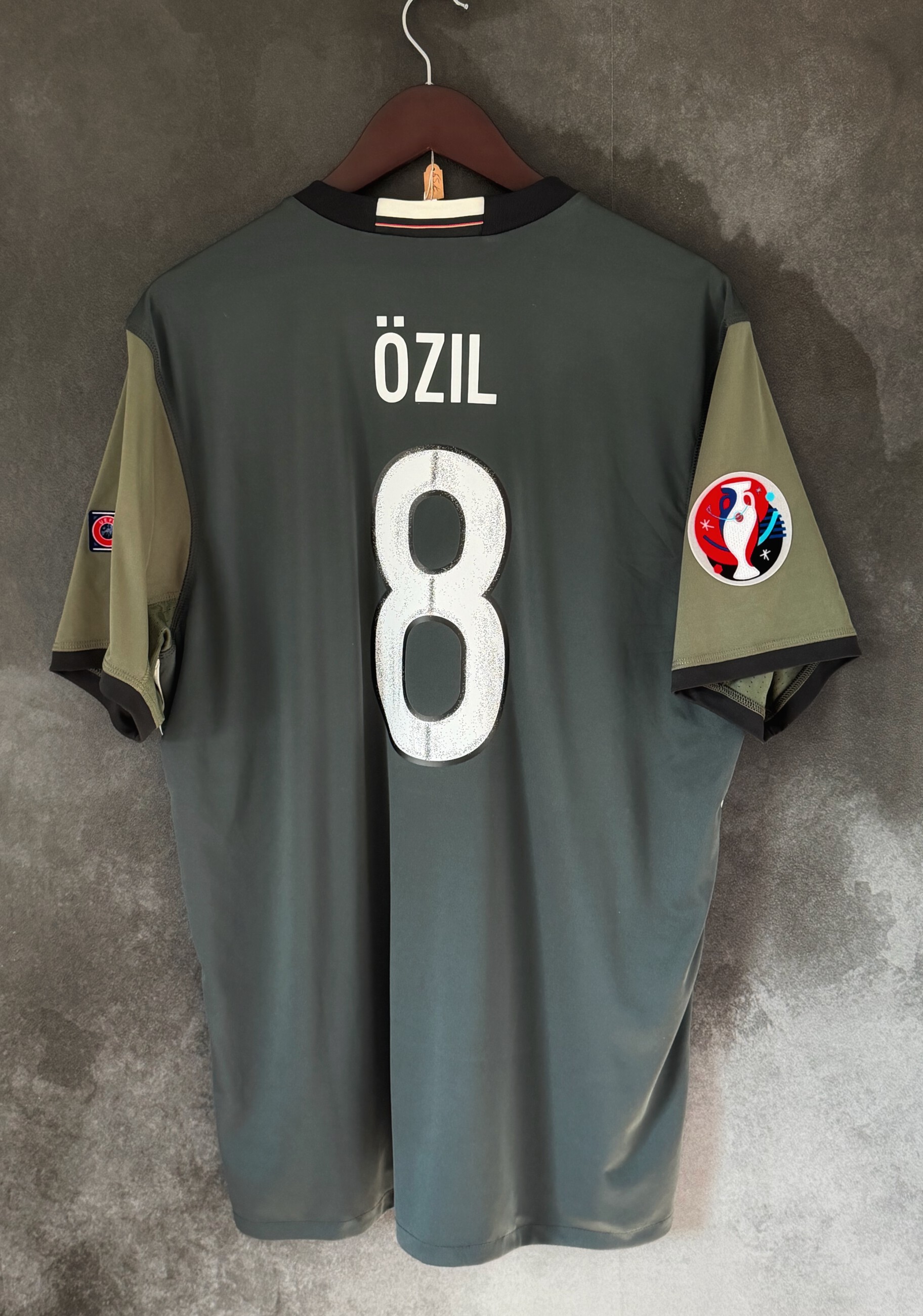 Germany 2016 Away ÖZIL 8 XL 9/10 view 2