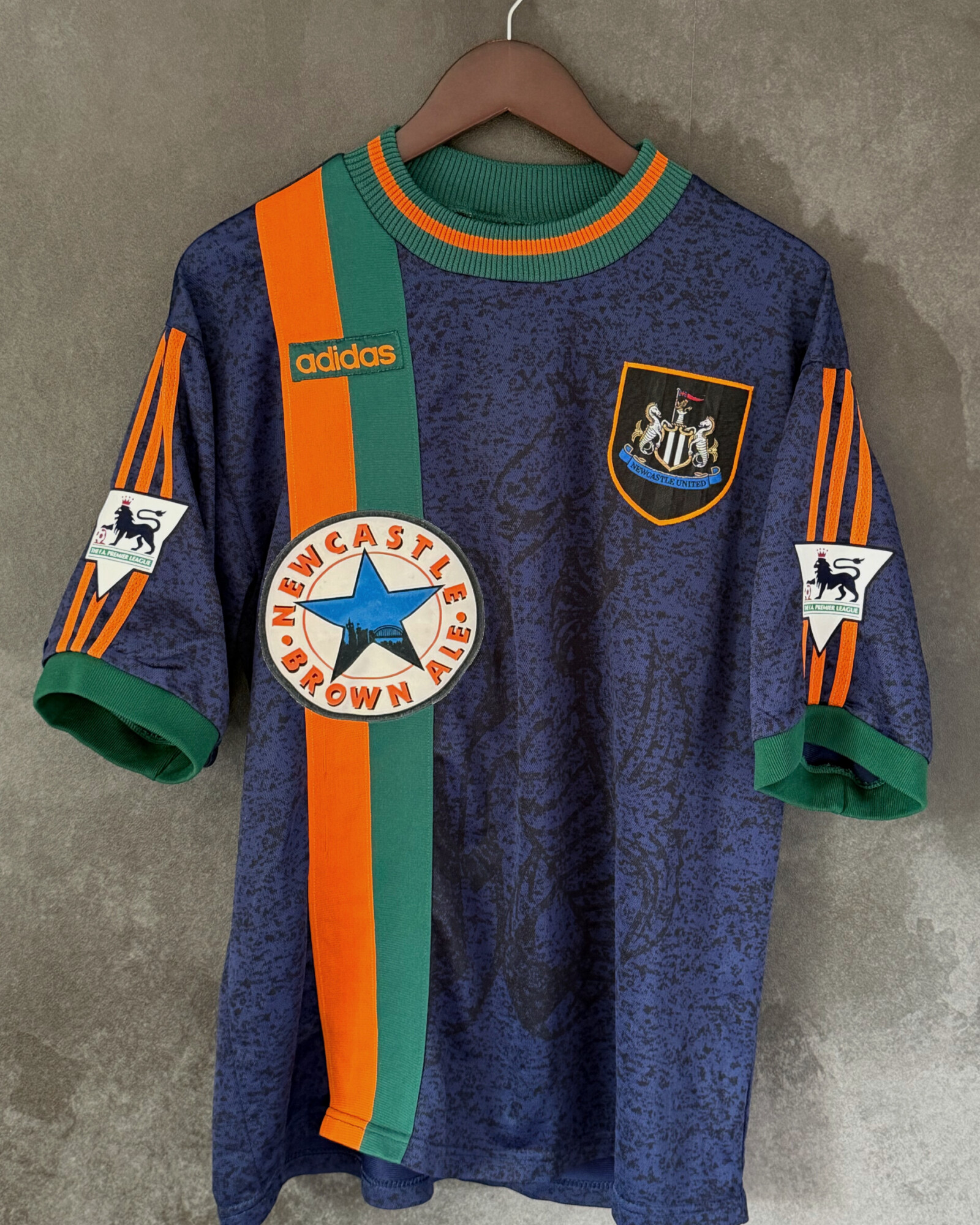 Newcastle United 1997/98 Away SPEED 11 Large 9/10