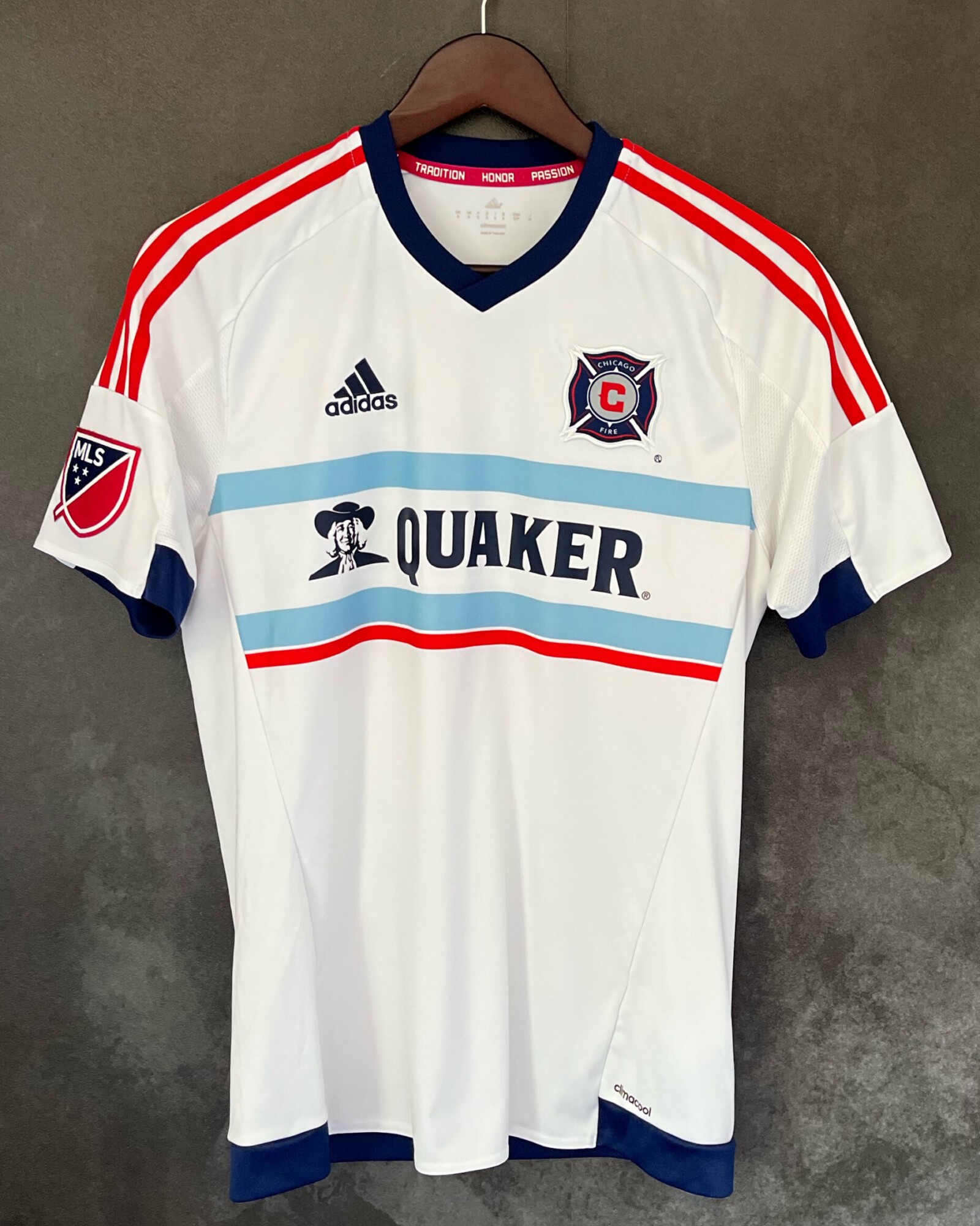 Chicago Fire 2014 Away Small 9/10
