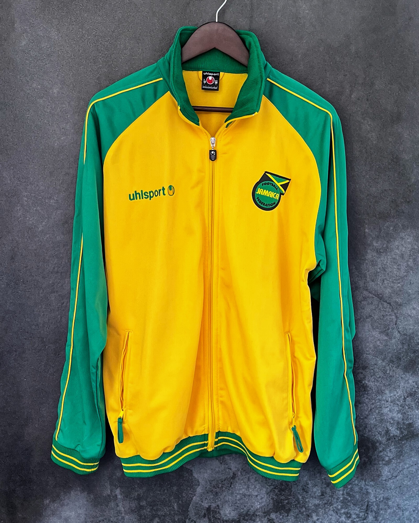 Jamaica 2004 Track jacket Large 8/10