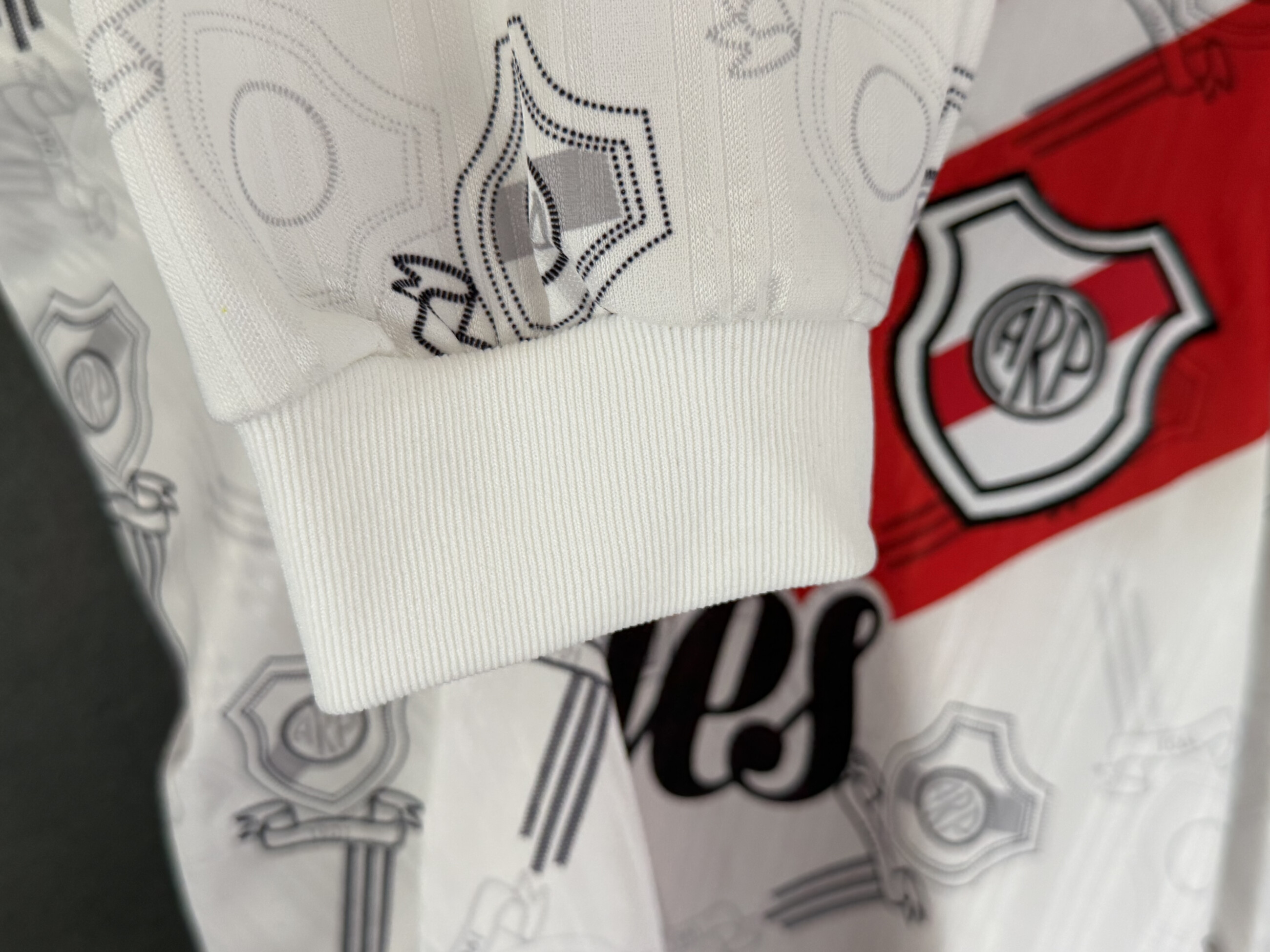 River Plate 1996/98 Home Large 9/10 view 12