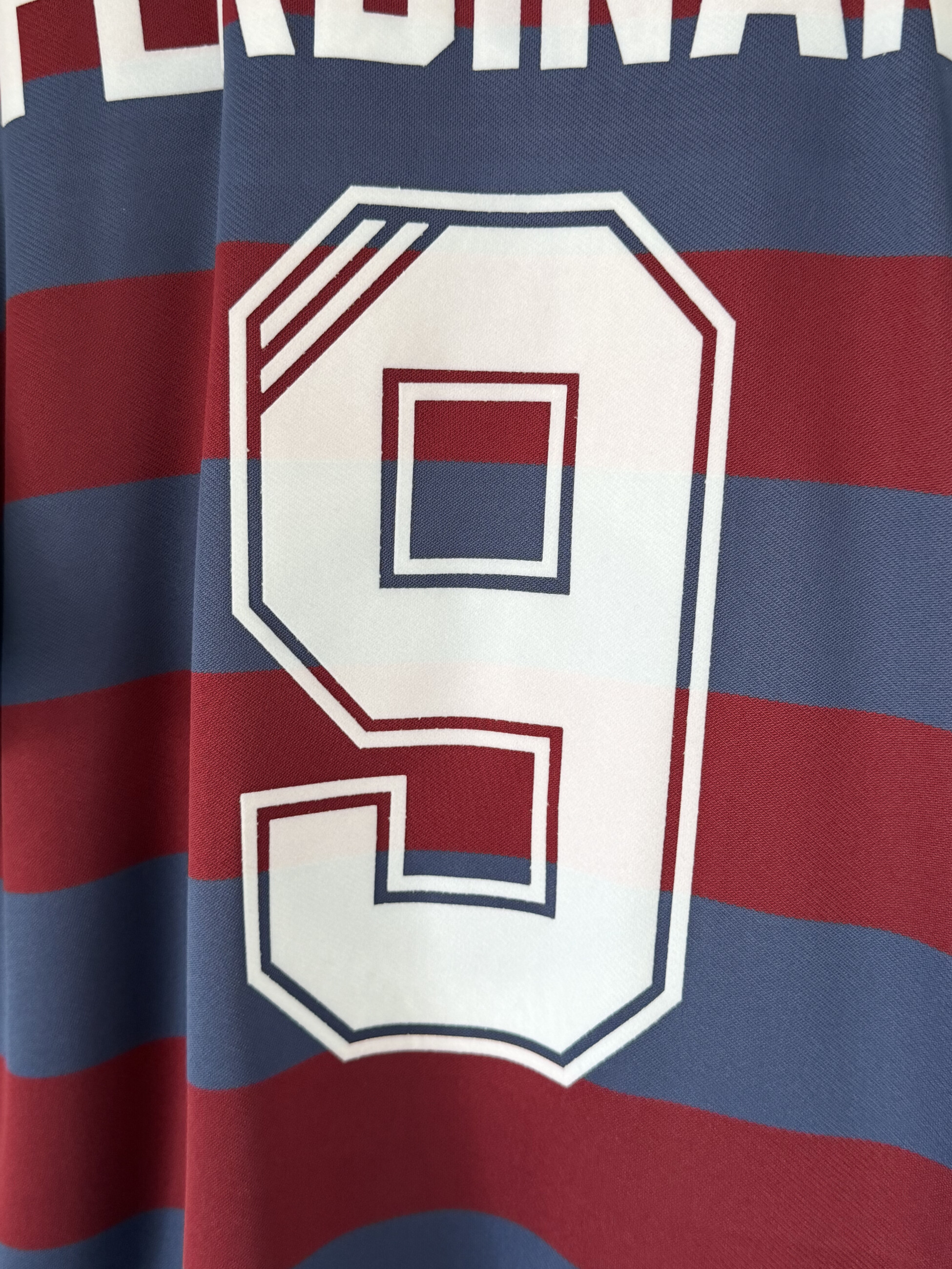 Newcastle United 1995/96 Away (2025) FERDINAND 9 Large 10/10 BNWT view 5