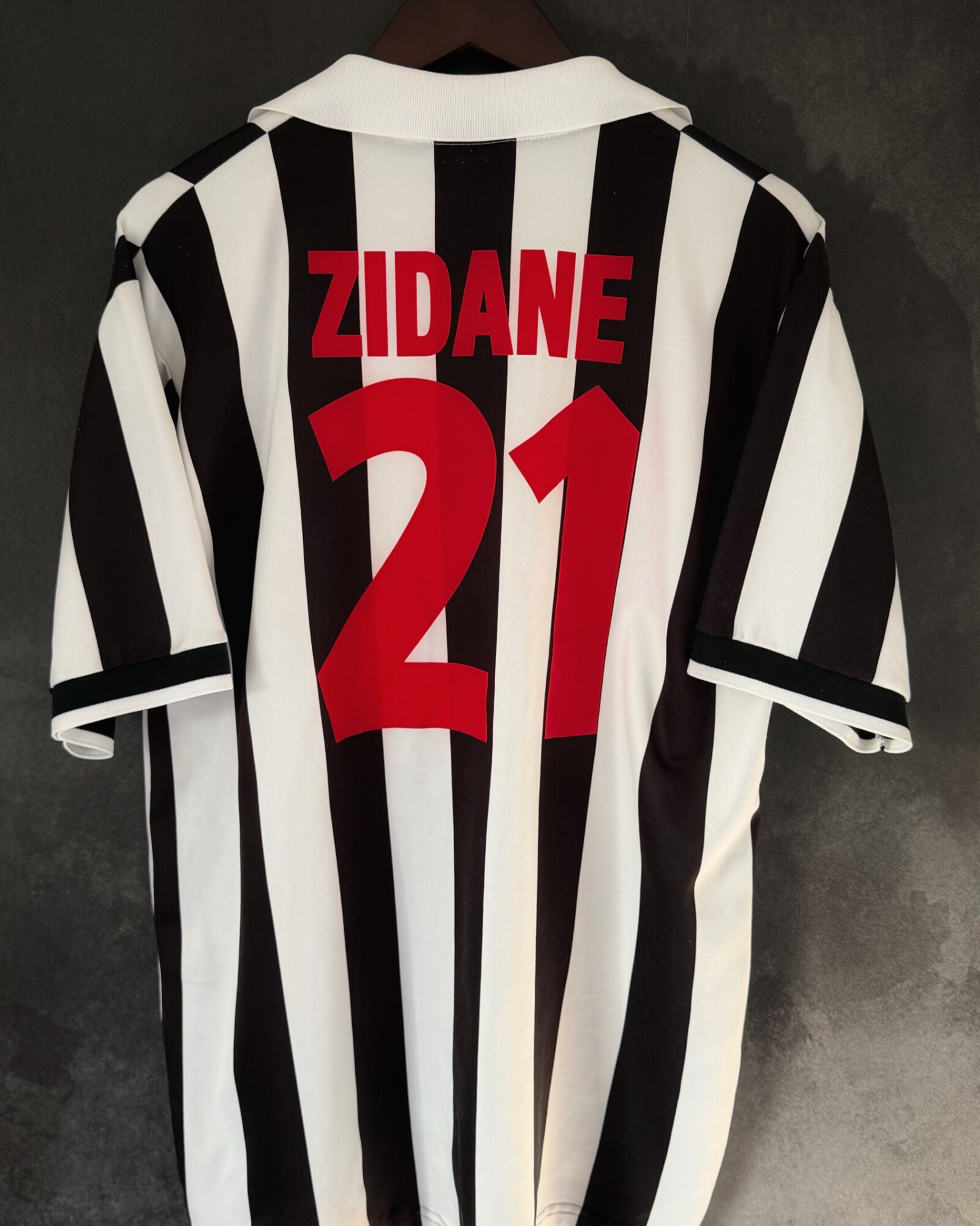 Juventus 1998/99 Home ZIDANE 21 Large/XL 8/10