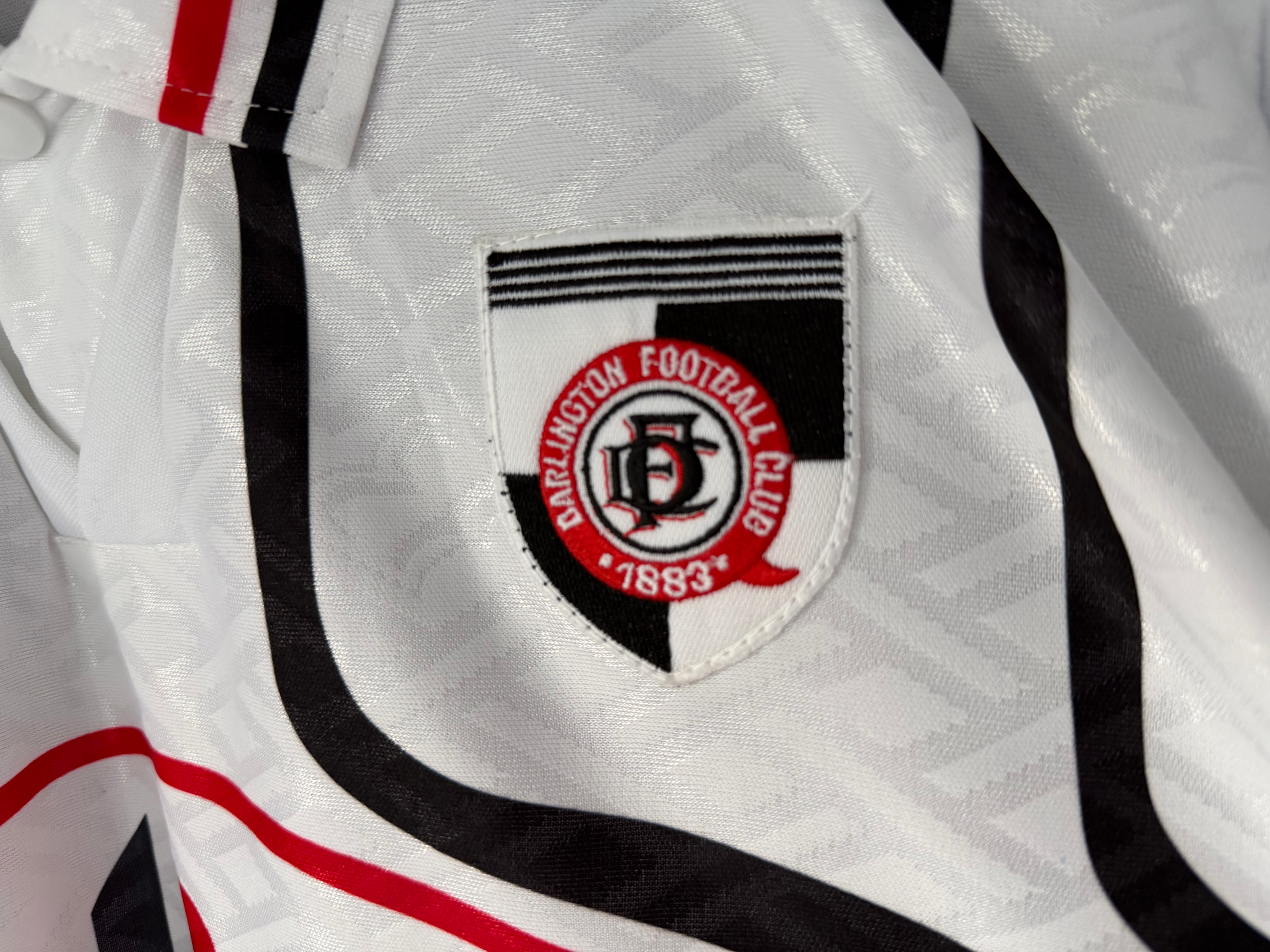 Darlington FC 1998/99 Home M/L 10/10 view 3