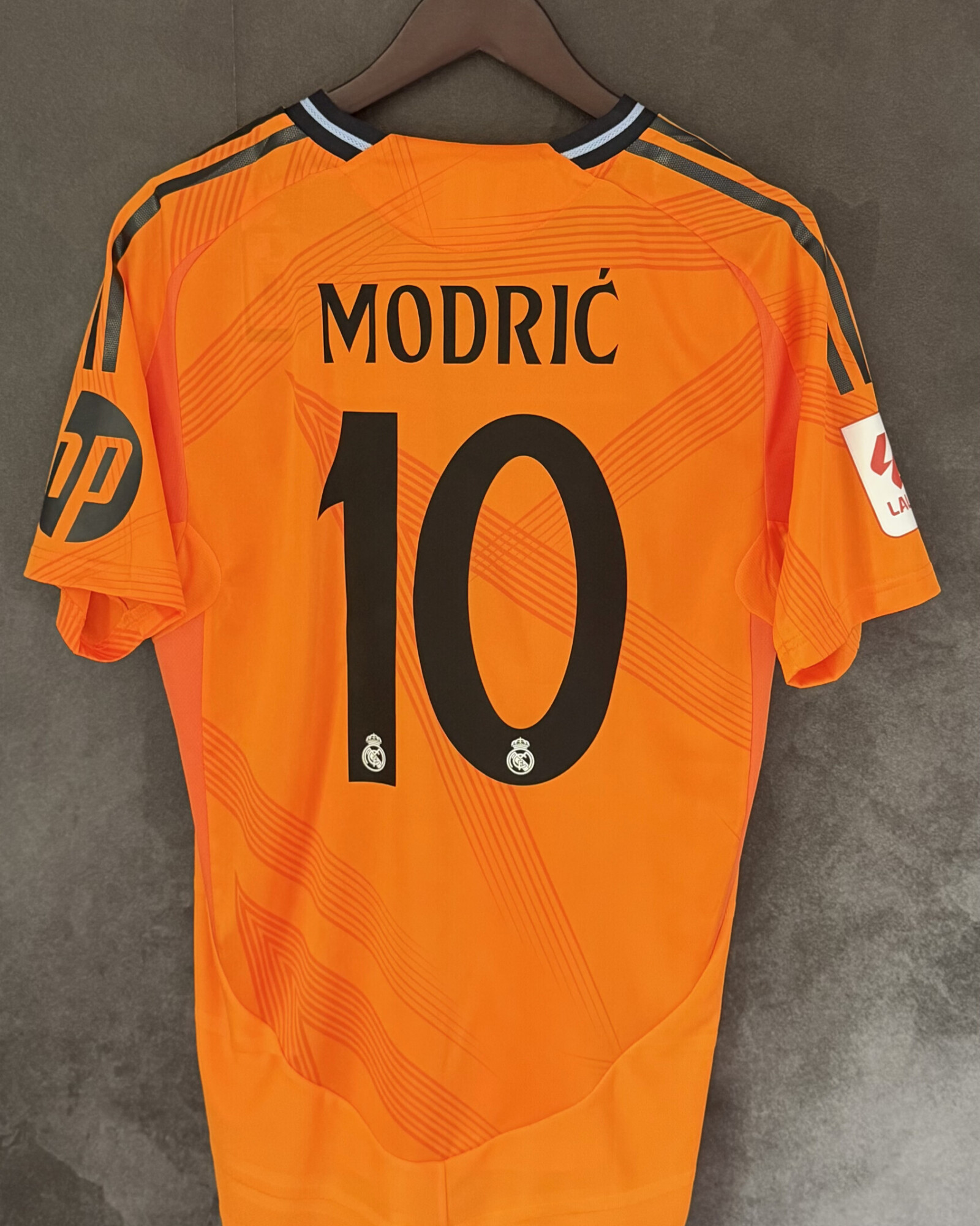 Real Madrid 2024/25 Away MODRIC 10 Large 10/10 BNWT