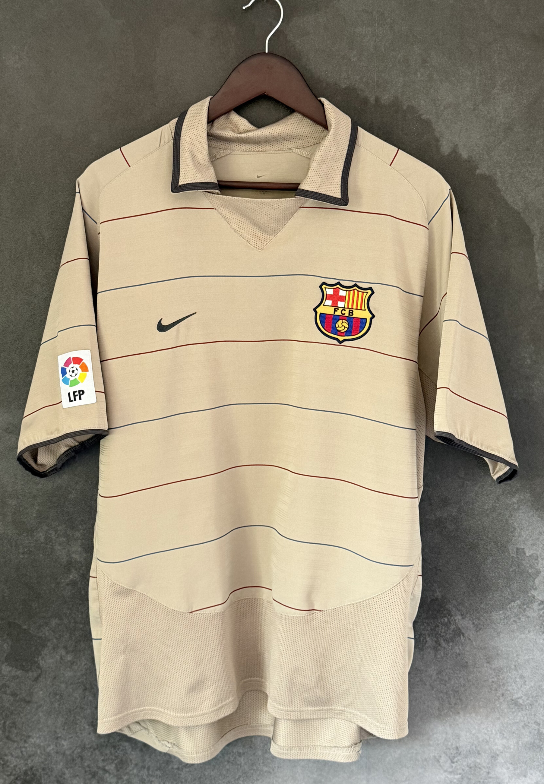 FC Barcelona 2003/04 Away RONALDINHO 10 Large 9/10