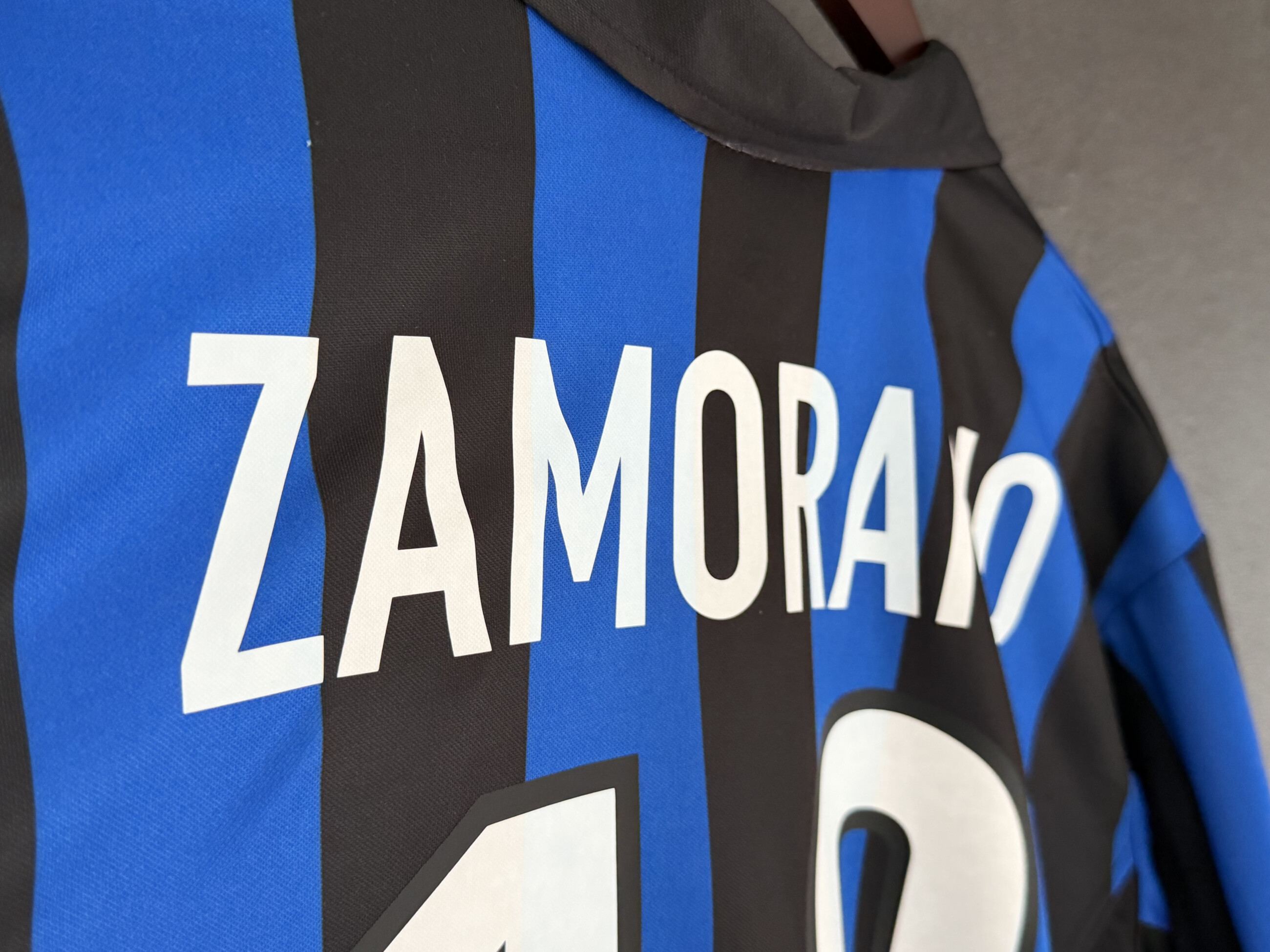 Inter Milan 1998/99 Home ZAMORANO 1+8 XL 9/10 view 4