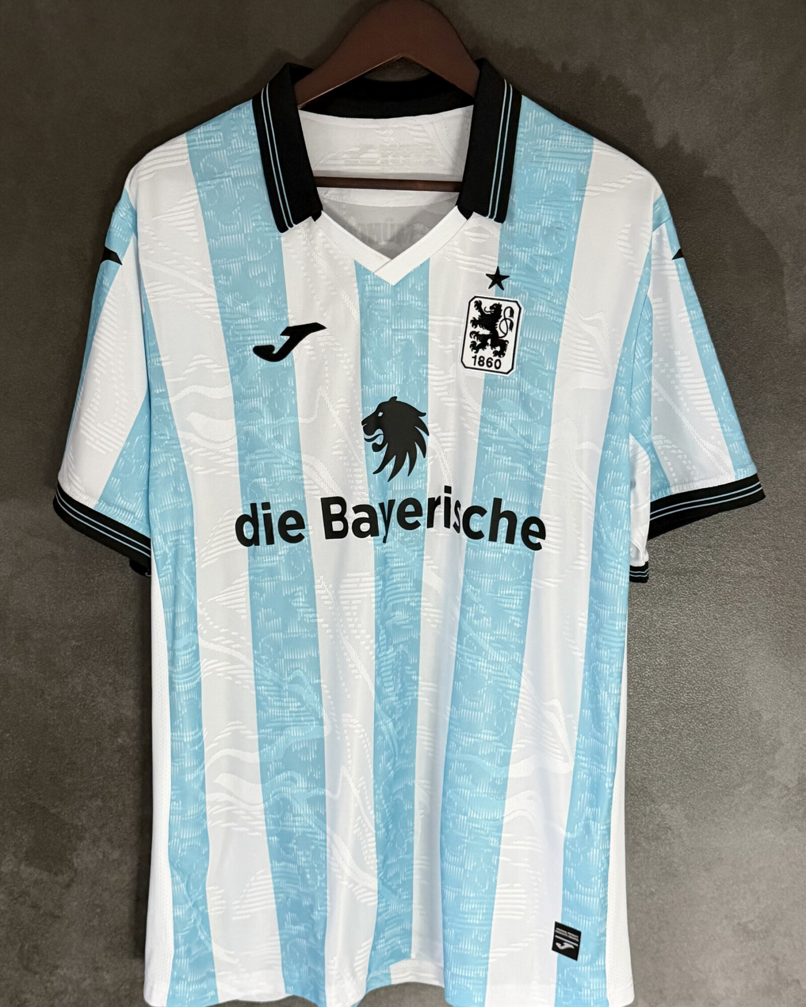 TSV 1860 München 2025/26 Home VERLAAT 4 XL 10/10 BNWT