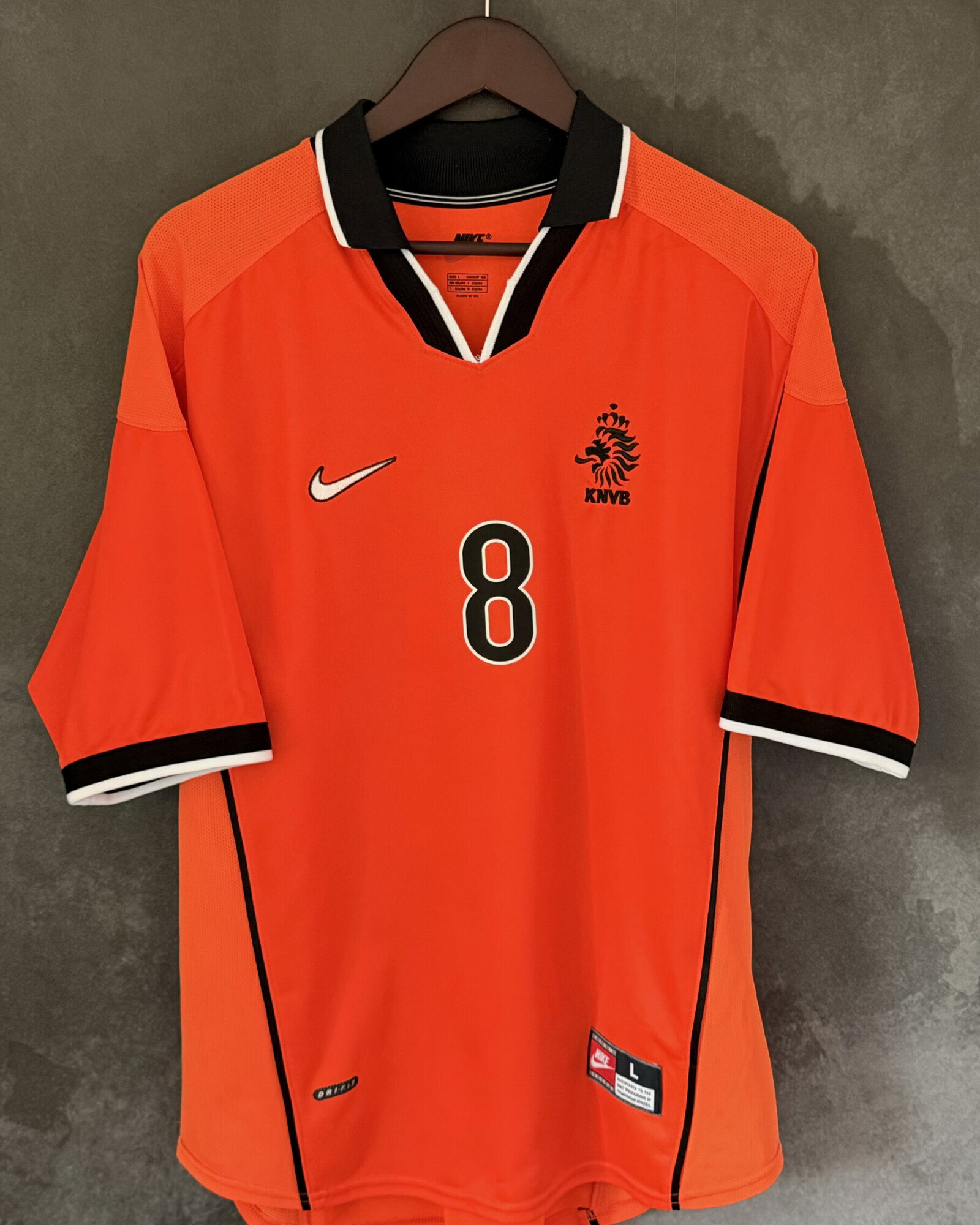 Netherlands 1998 Home BERGKAMP 8 Large 9/10