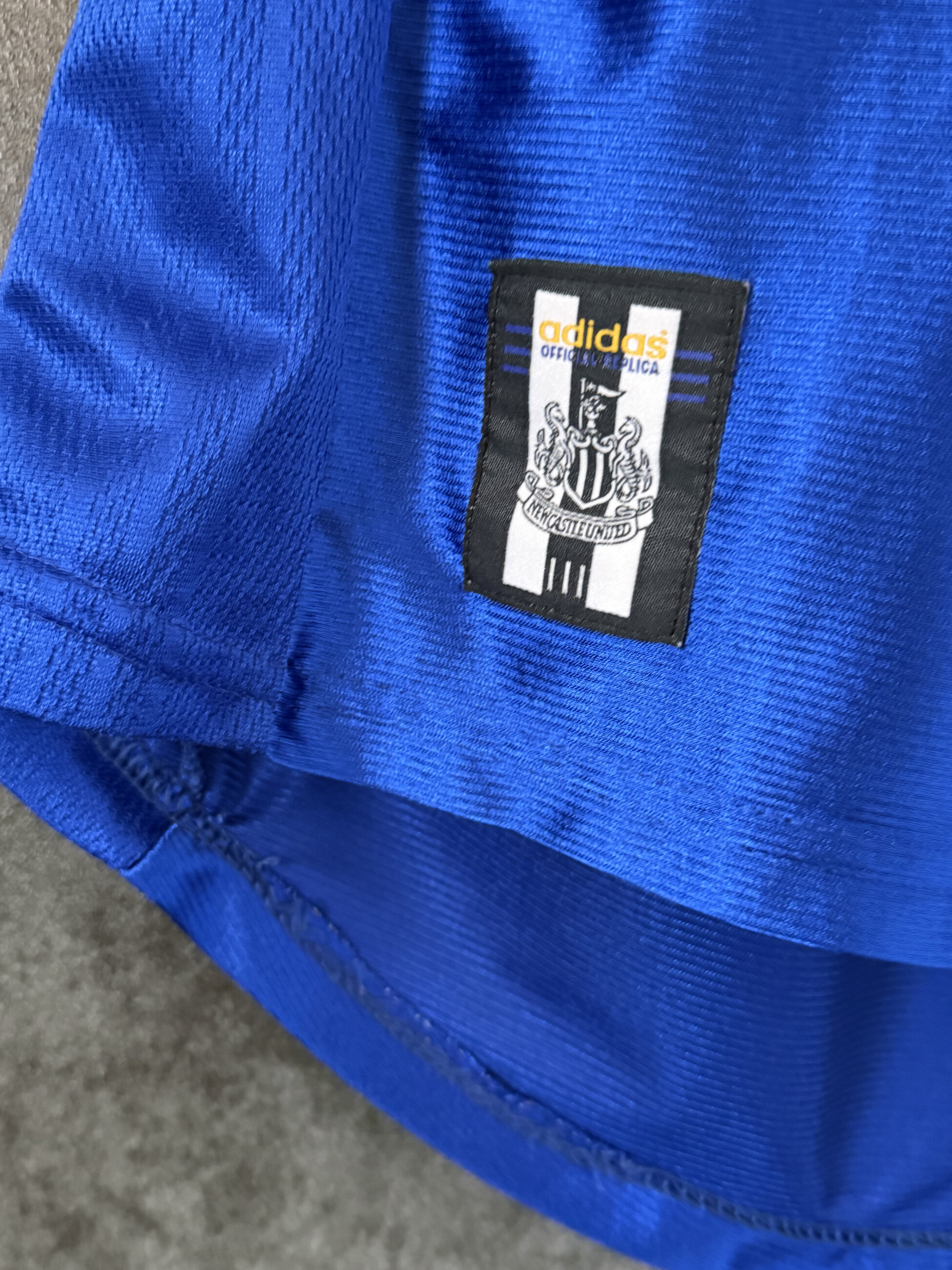 Newcastle United 1998/99 Away SOLANO 24 Large 8/10 view 7