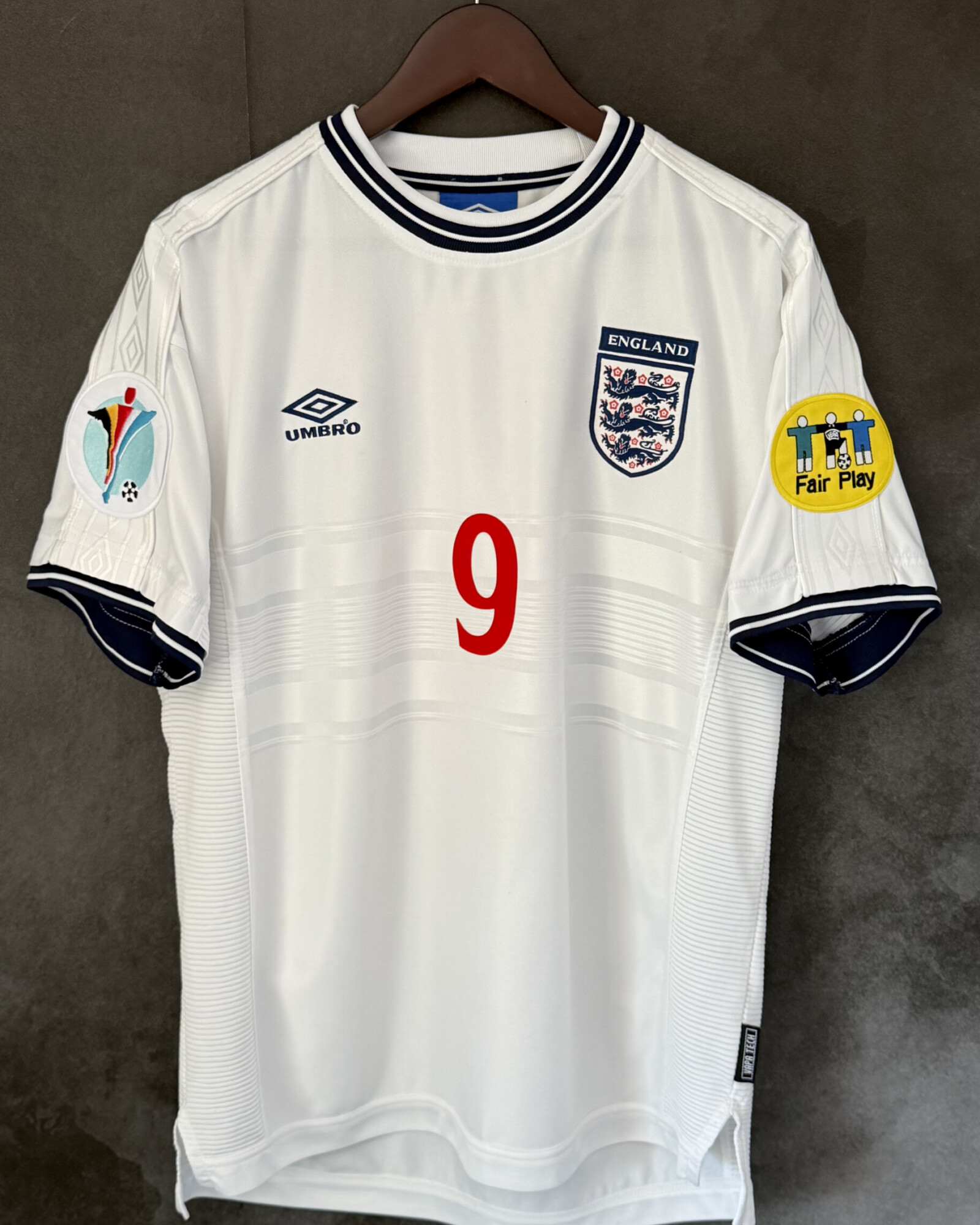 England 2000 Home SHEARER 9 Large 8/10