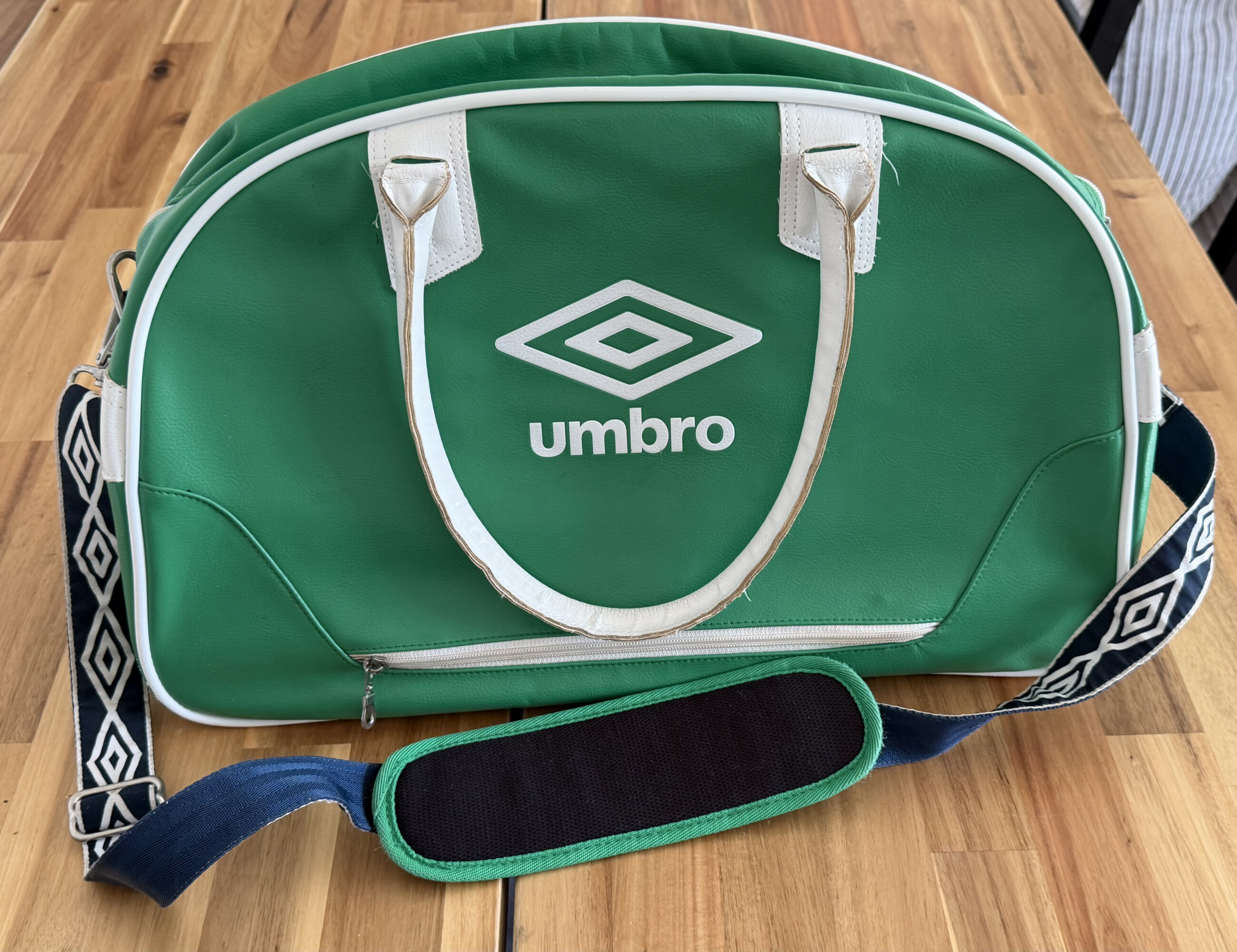 New York Cosmos 1984 Travel/Kit bag 8/10 view 3