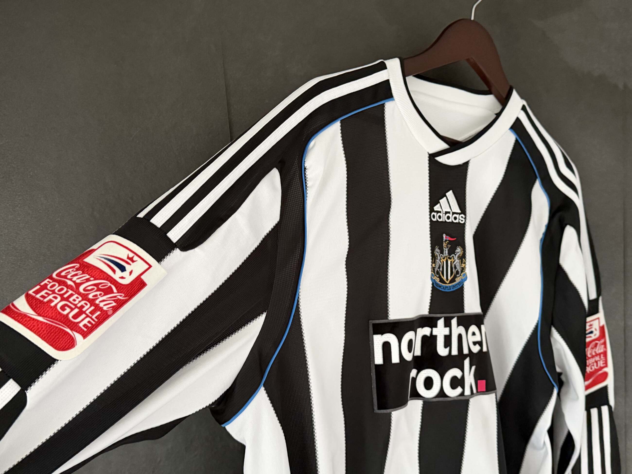 Newcastle United 2009/10 Home SMITH 17 XL 8/10 view 9
