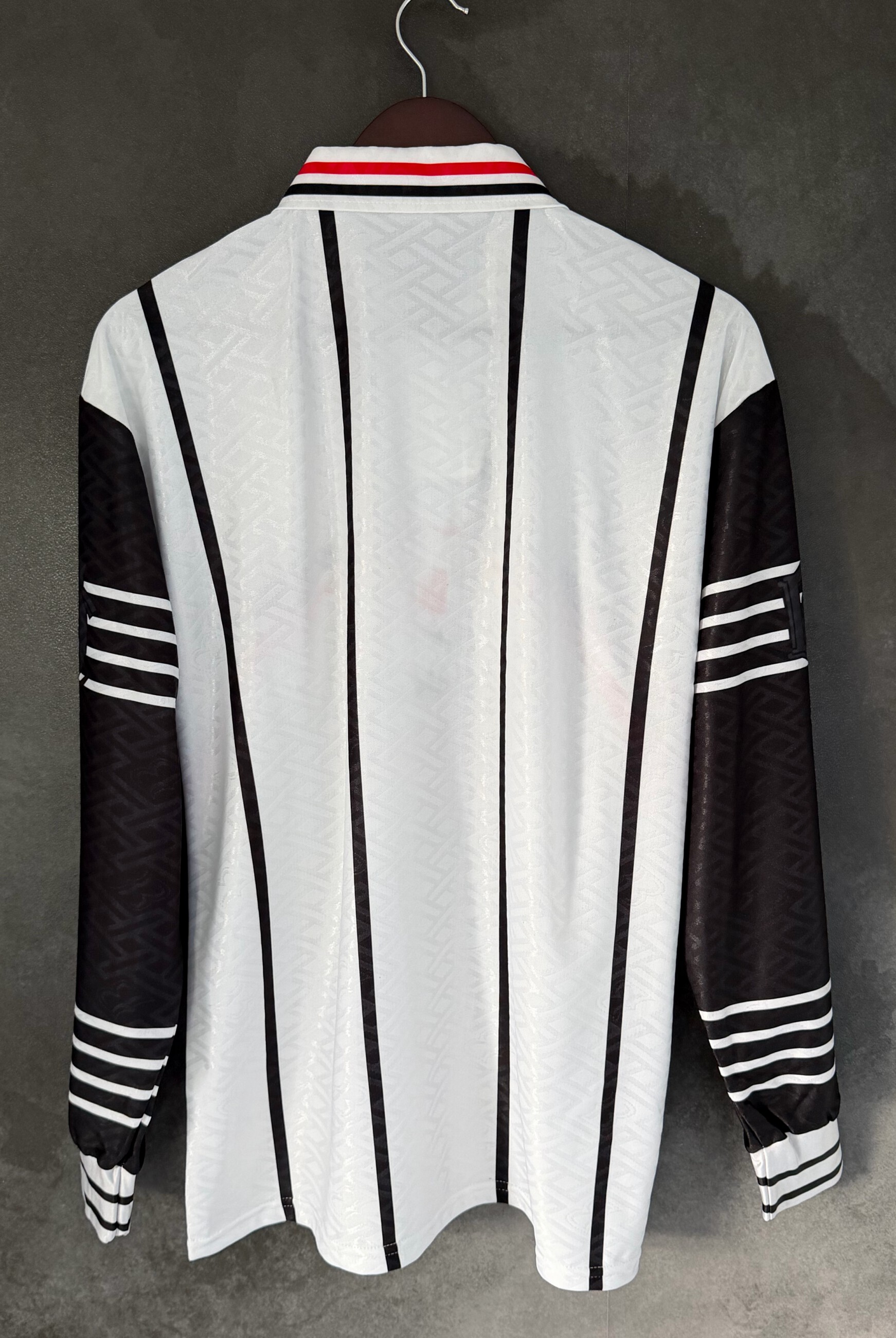 Darlington FC 1998/99 Home M/L 10/10 view 2