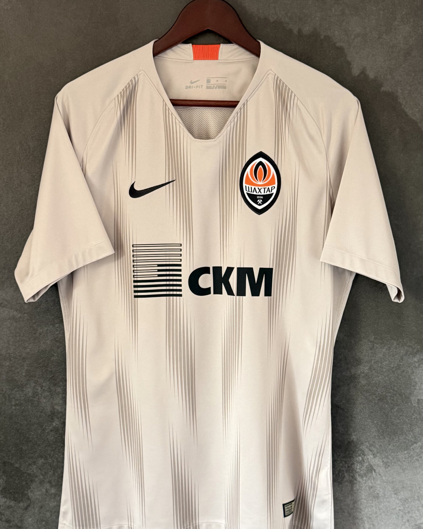 Shakhtar Donetsk 2018/19 Away FERNANDO 99 Large 10/10