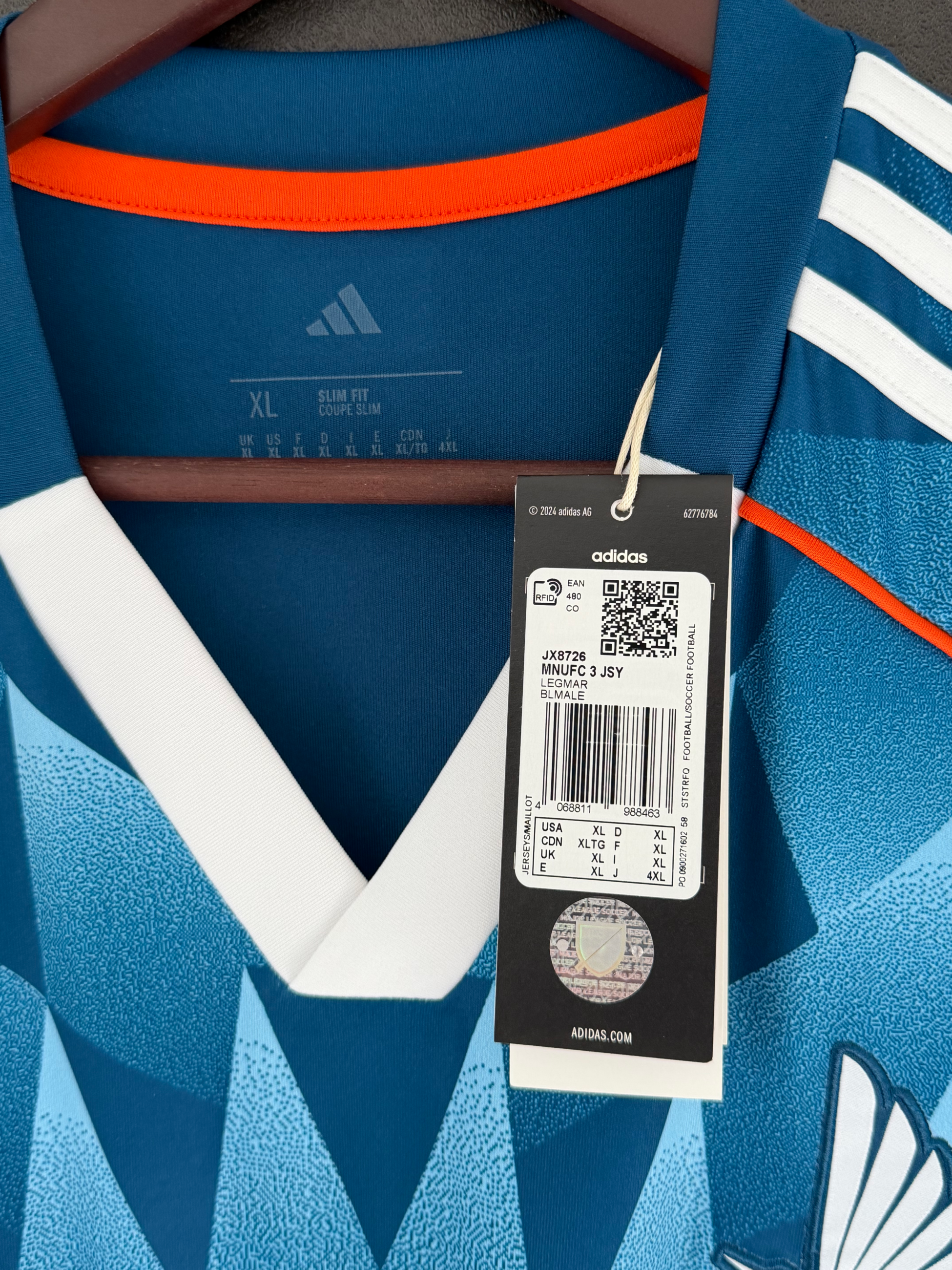 Minnesota United 2025/26 Third XL 10/10 BNWT view 5