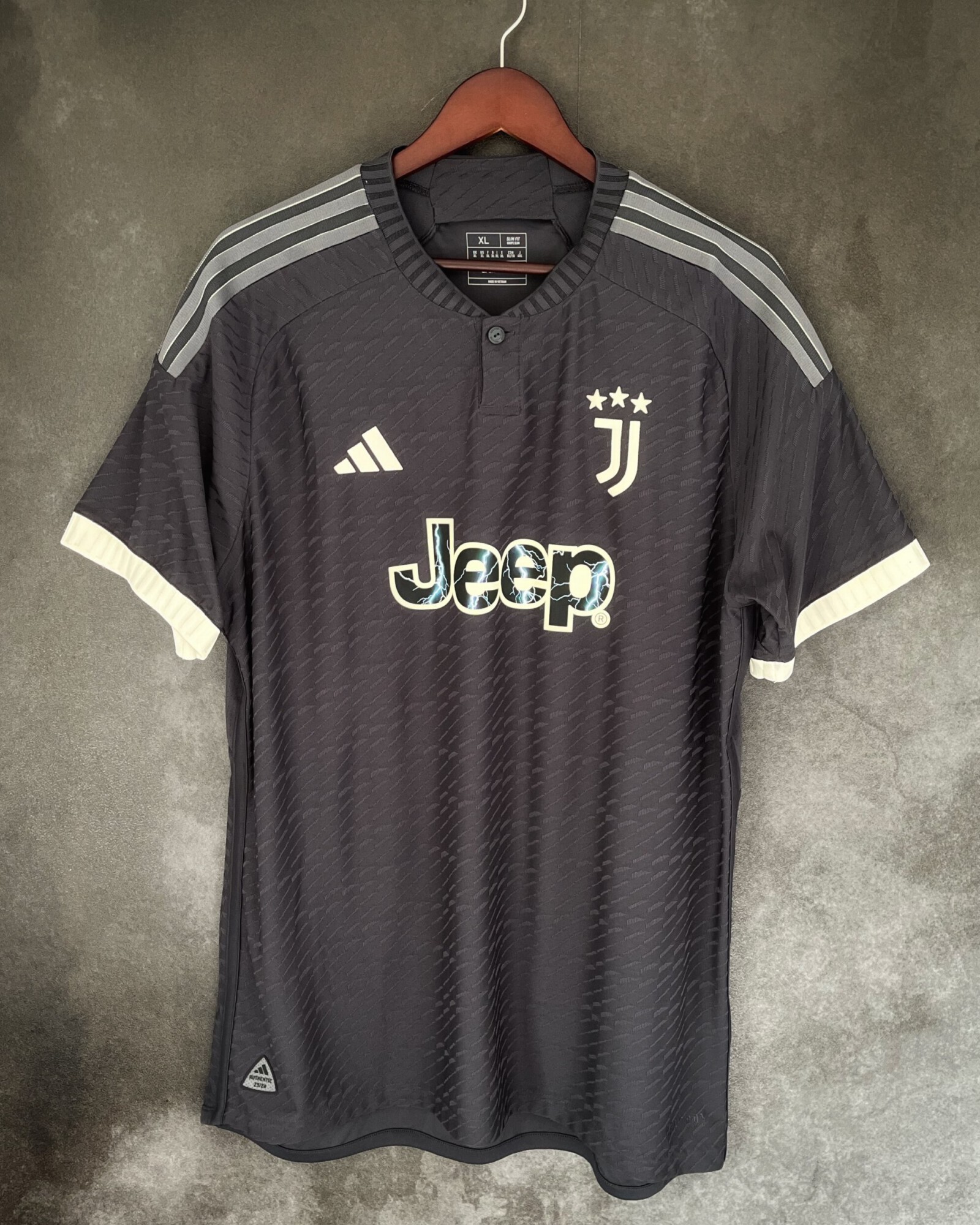 Juventus 2023/24 Third Authentic VLAHOVIĆ 9 XL 10/10 BNWT