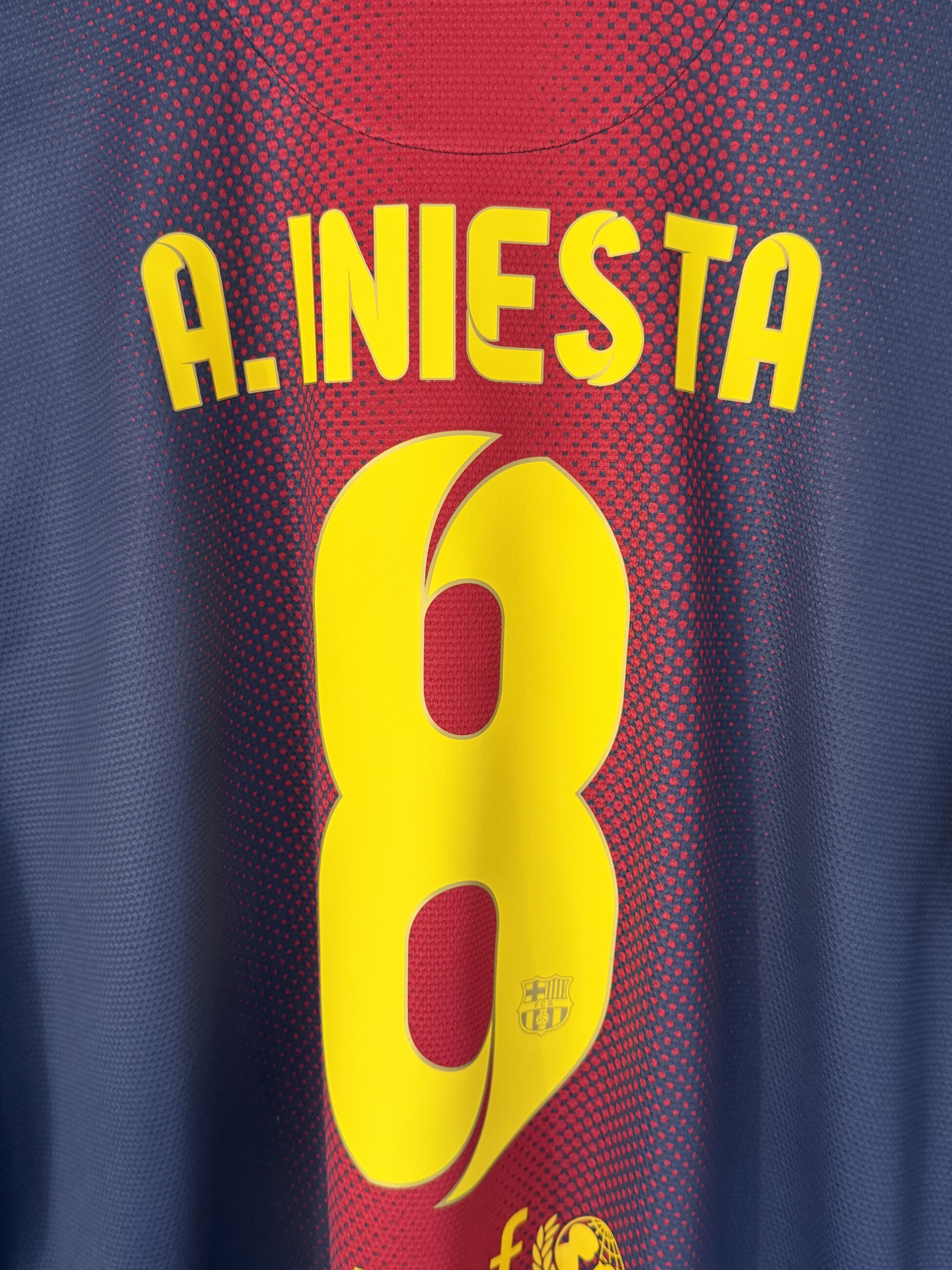 FC Barcelona 2012/13 Home INIESTA 8 XL 10/10 view 3