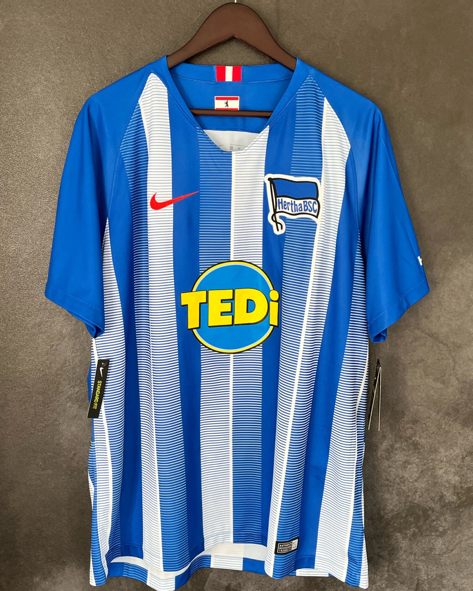 Hertha Berlin 2018/19 Home XL 10/10 BNWT