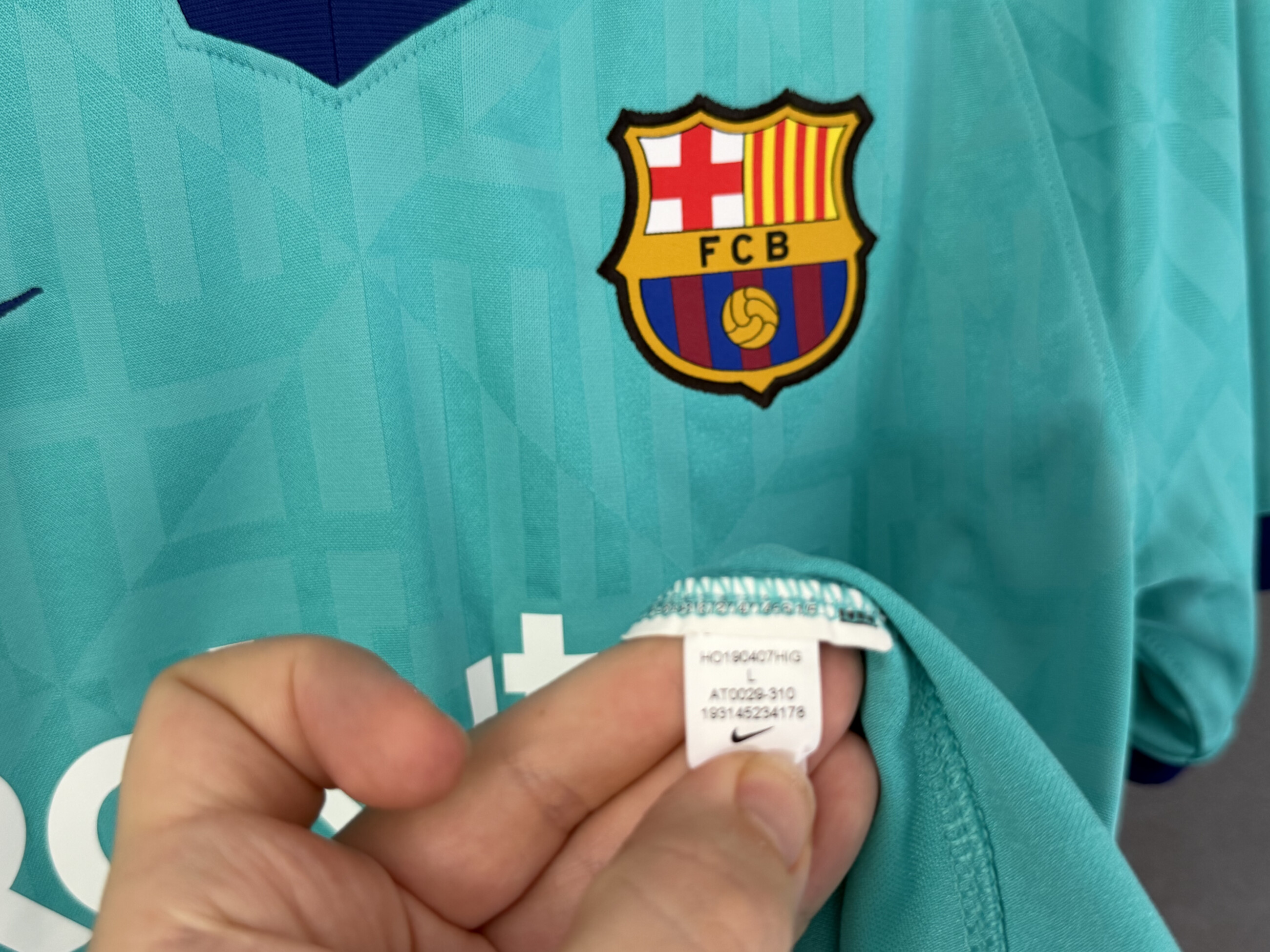 FC Barcelona 2019/20 Third MESSI 10 Large 10/10 view 9