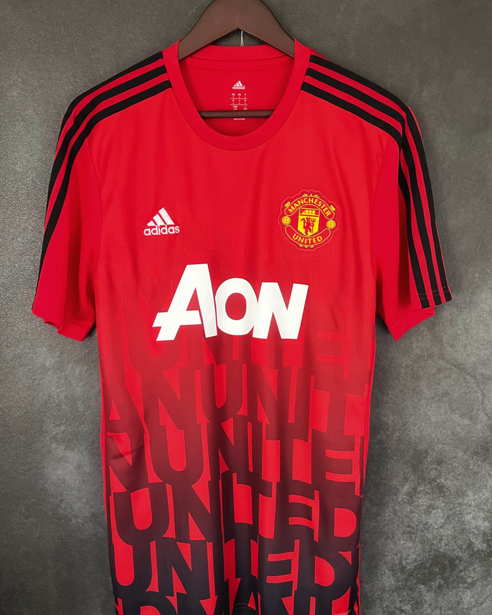 Manchester United 2015/16 Pre Match Jersey Large 10/10