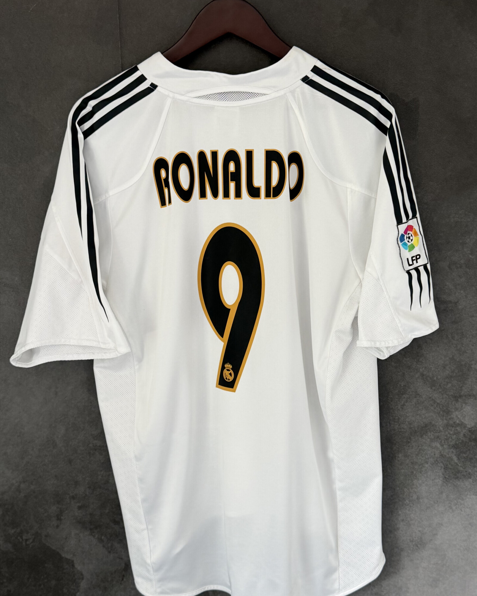 Real Madrid 2004/05 Home RONALDO 9 XL 8/10
