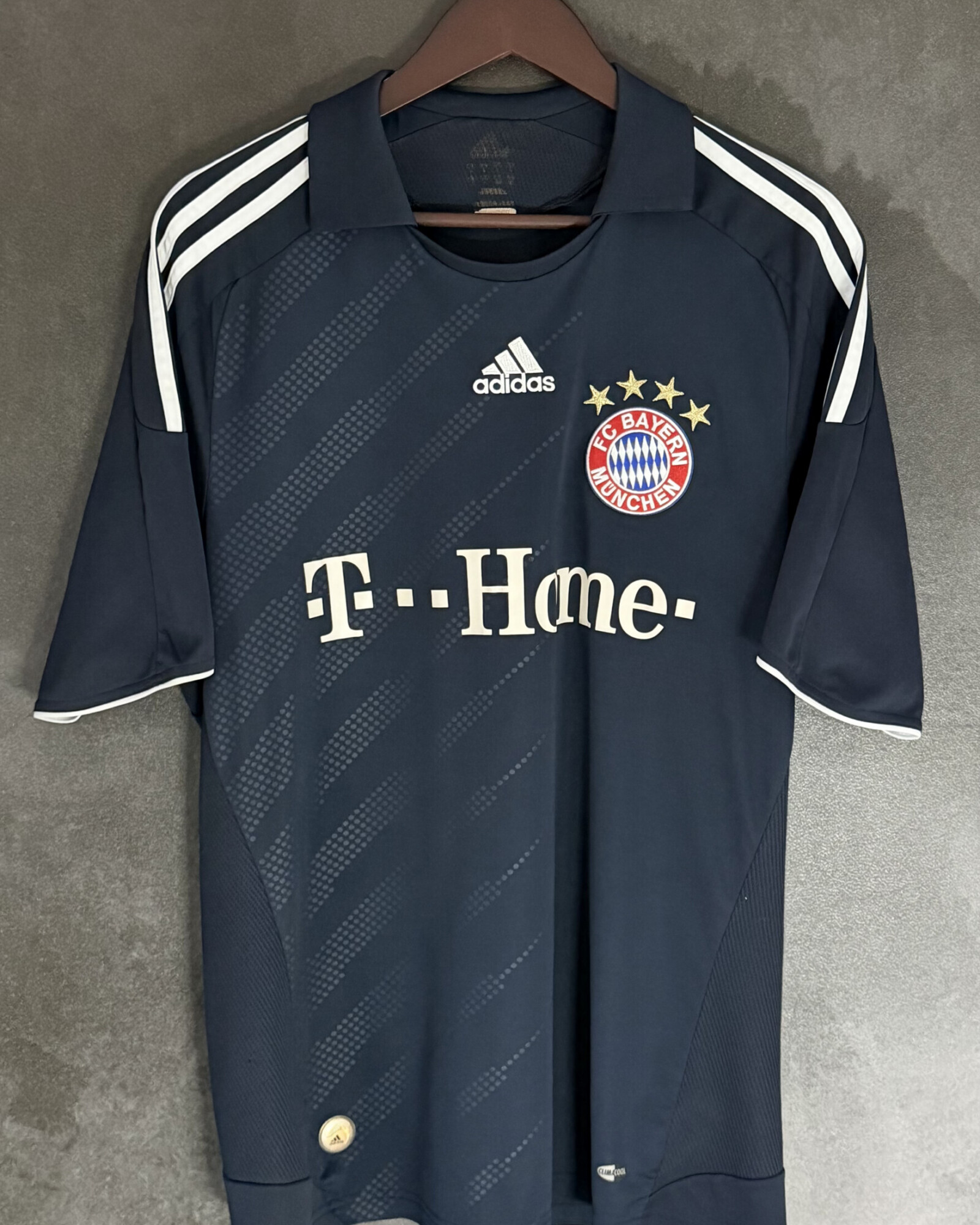 FC Bayern München 2009/10 Away MÜLLER 25 Large 9/10