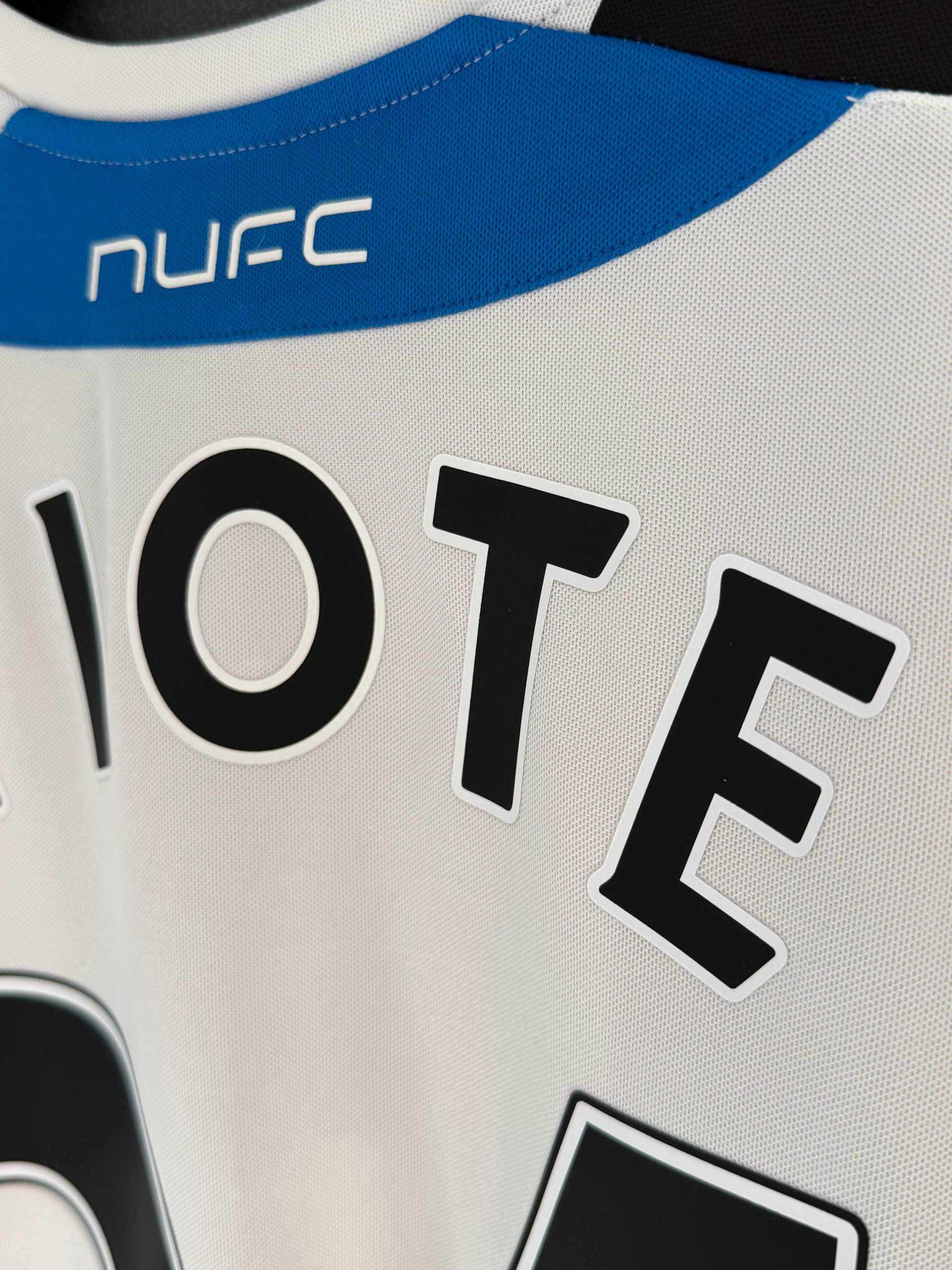 Newcastle United 2013/14 Home TIOTE 24 Large 8/10 view 3