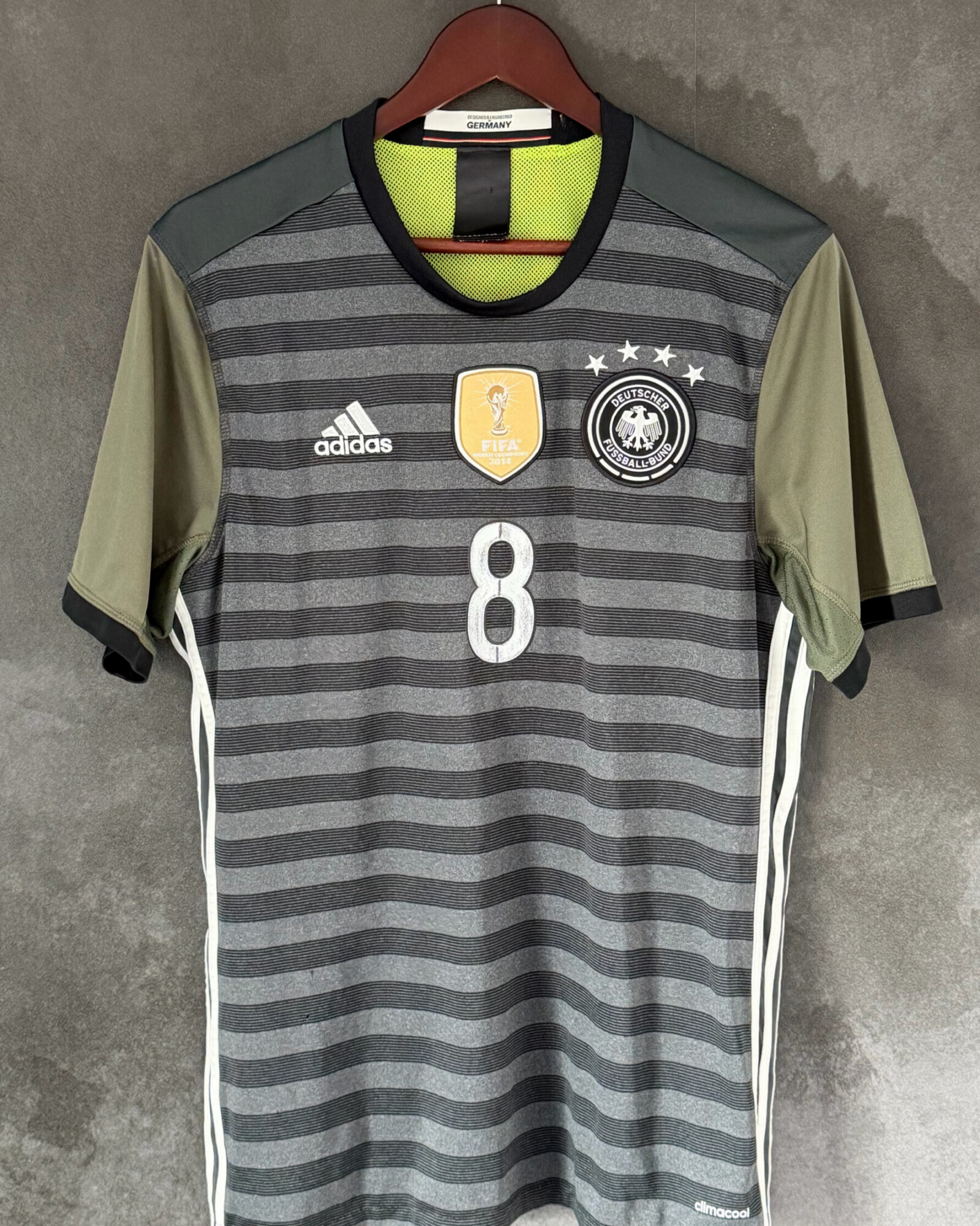 Germany 2016 Away ÖZIL 8 Large 9/10