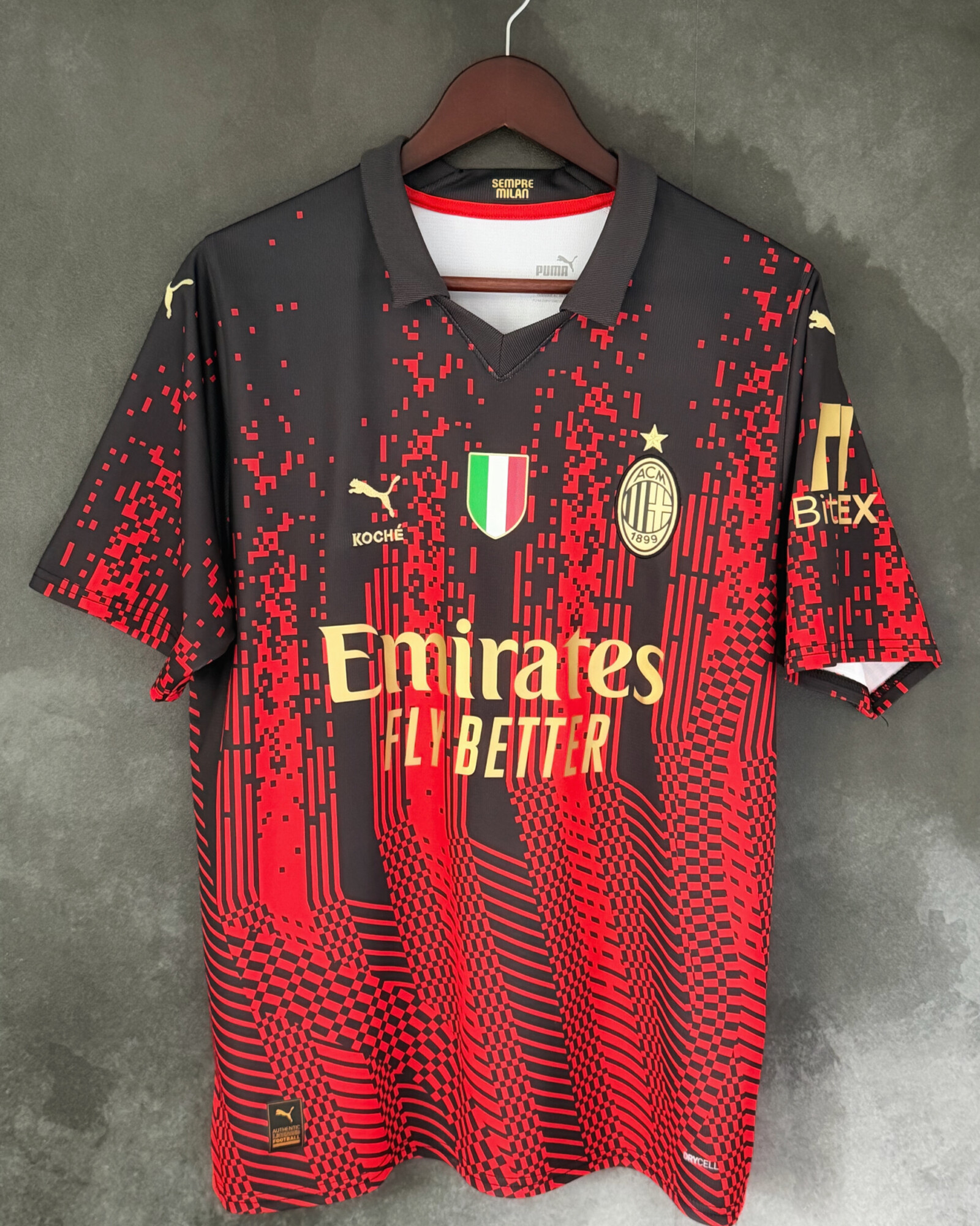 AC Milan 2022/23 Fourth THIAW 28 Large 10/10