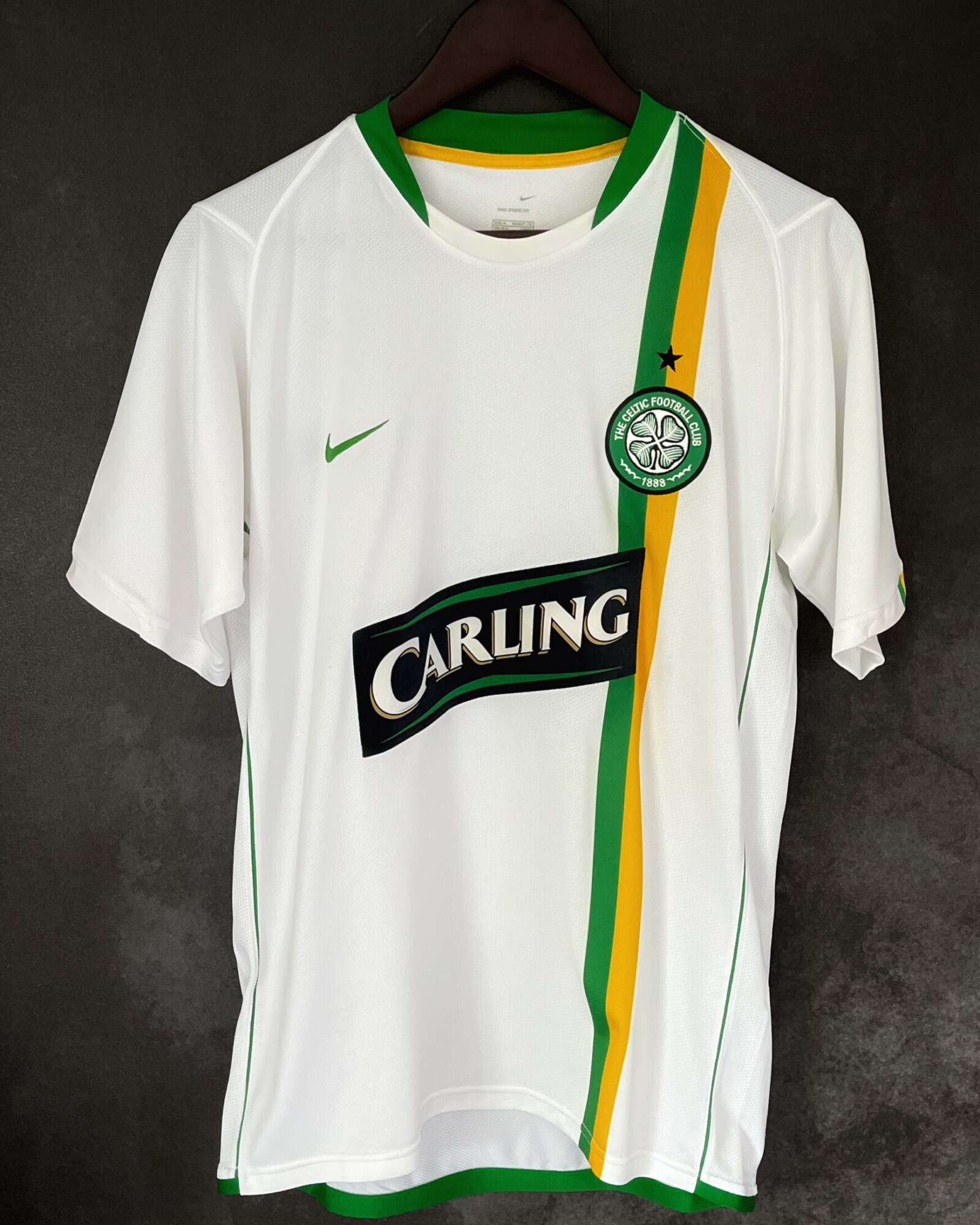 Celtic 2006/07 Fourth Medium 8/10