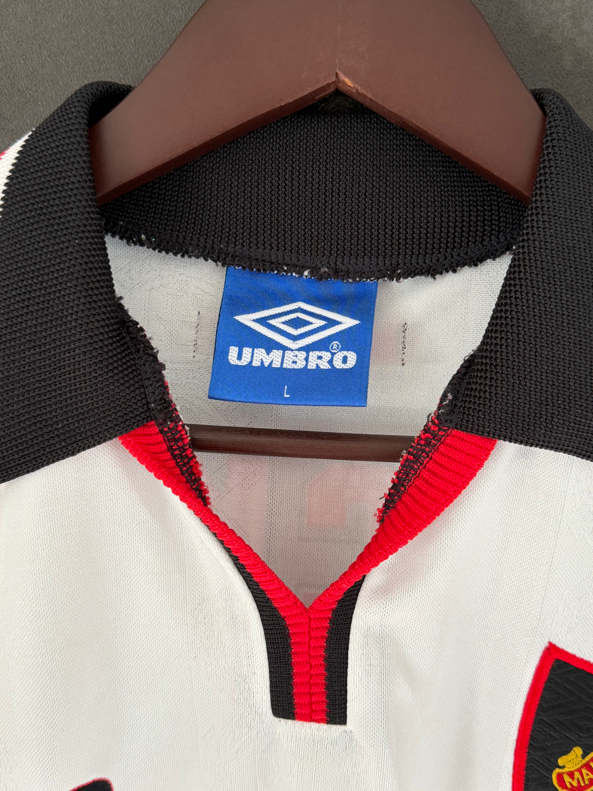 Manchester United 1997/98 Away BECKAM 7 Large 10/10 view 7