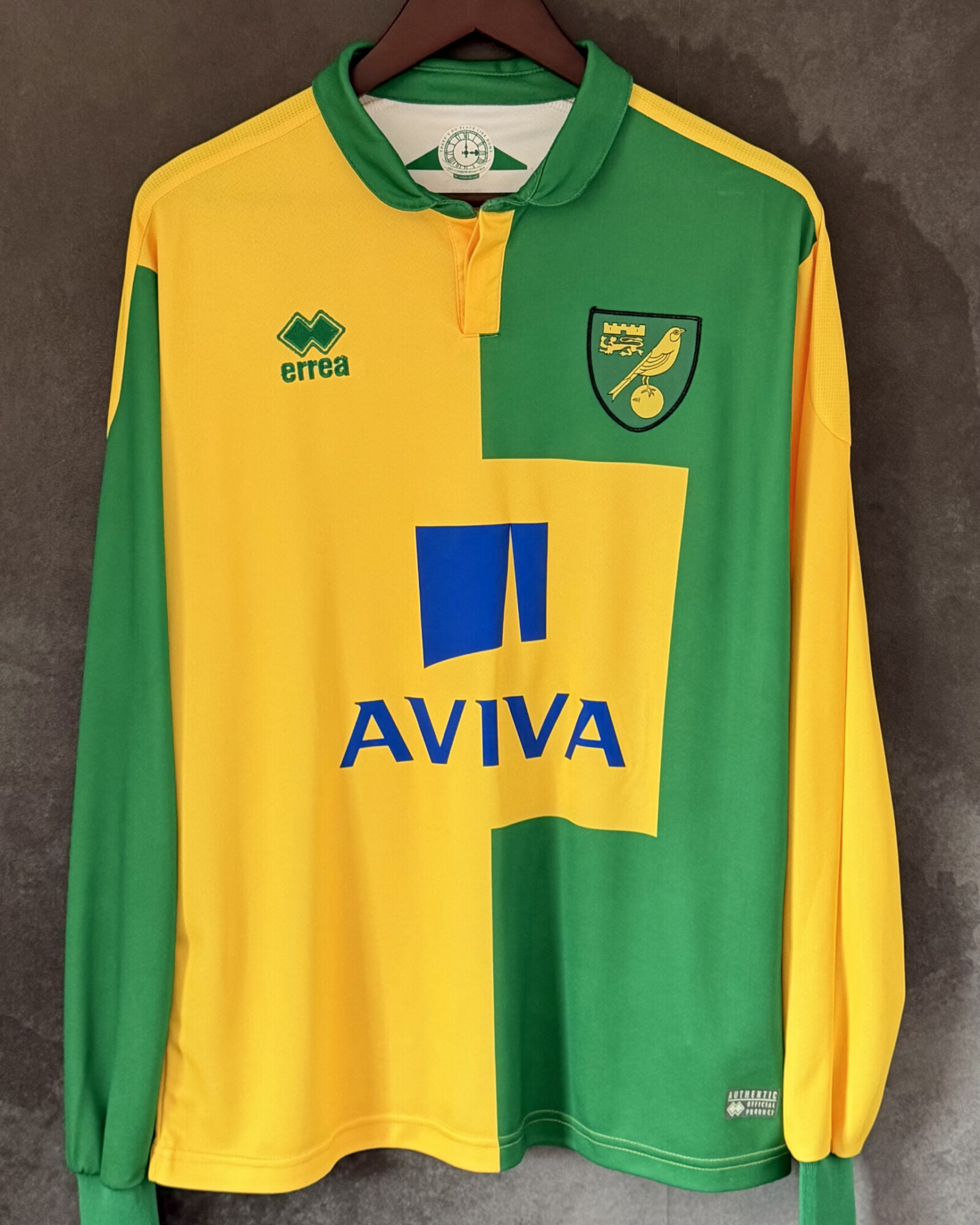 Norwich City 2015/16 Home LAFFERTY 19 Large 10/10