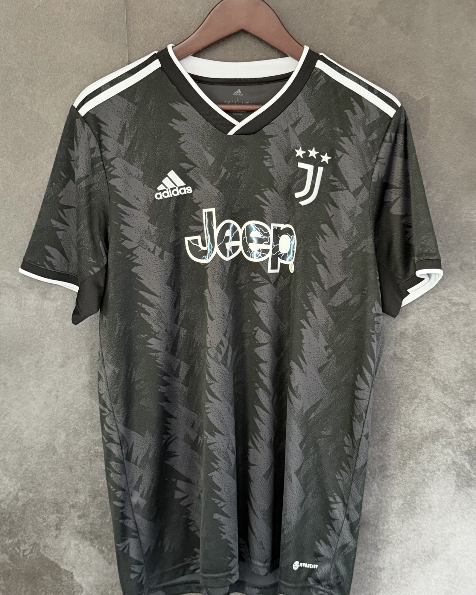 Juventus 2022/23 Away Large 10/10