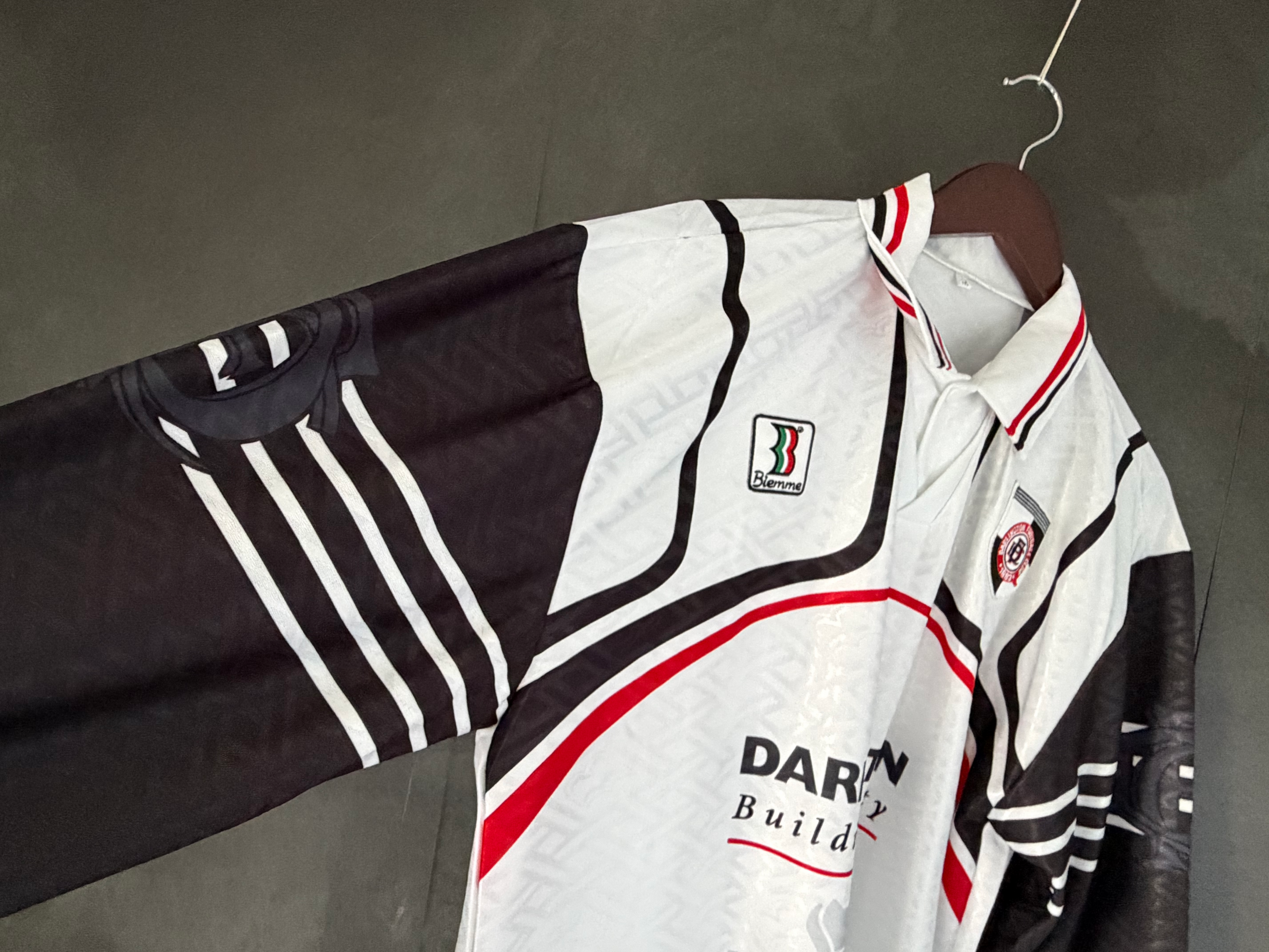 Darlington FC 1998/99 Home M/L 10/10 view 10