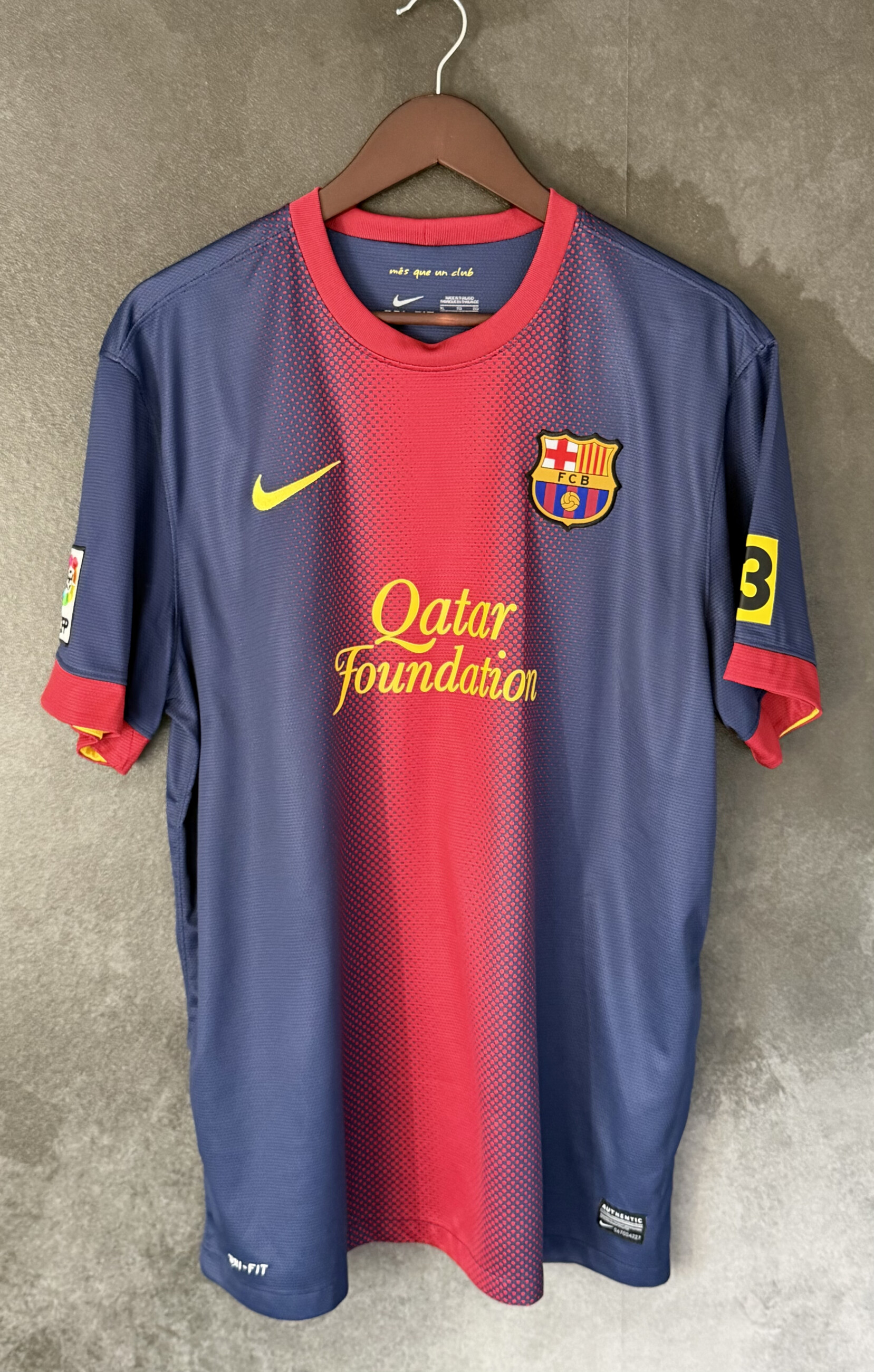 FC Barcelona 2012/13 Home INIESTA 8 XL 10/10 view 2