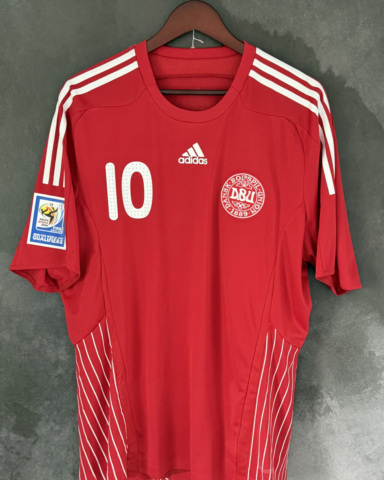 Denmark 2008 Home ROMMEDAHL 10 XL 9/10 Player Version