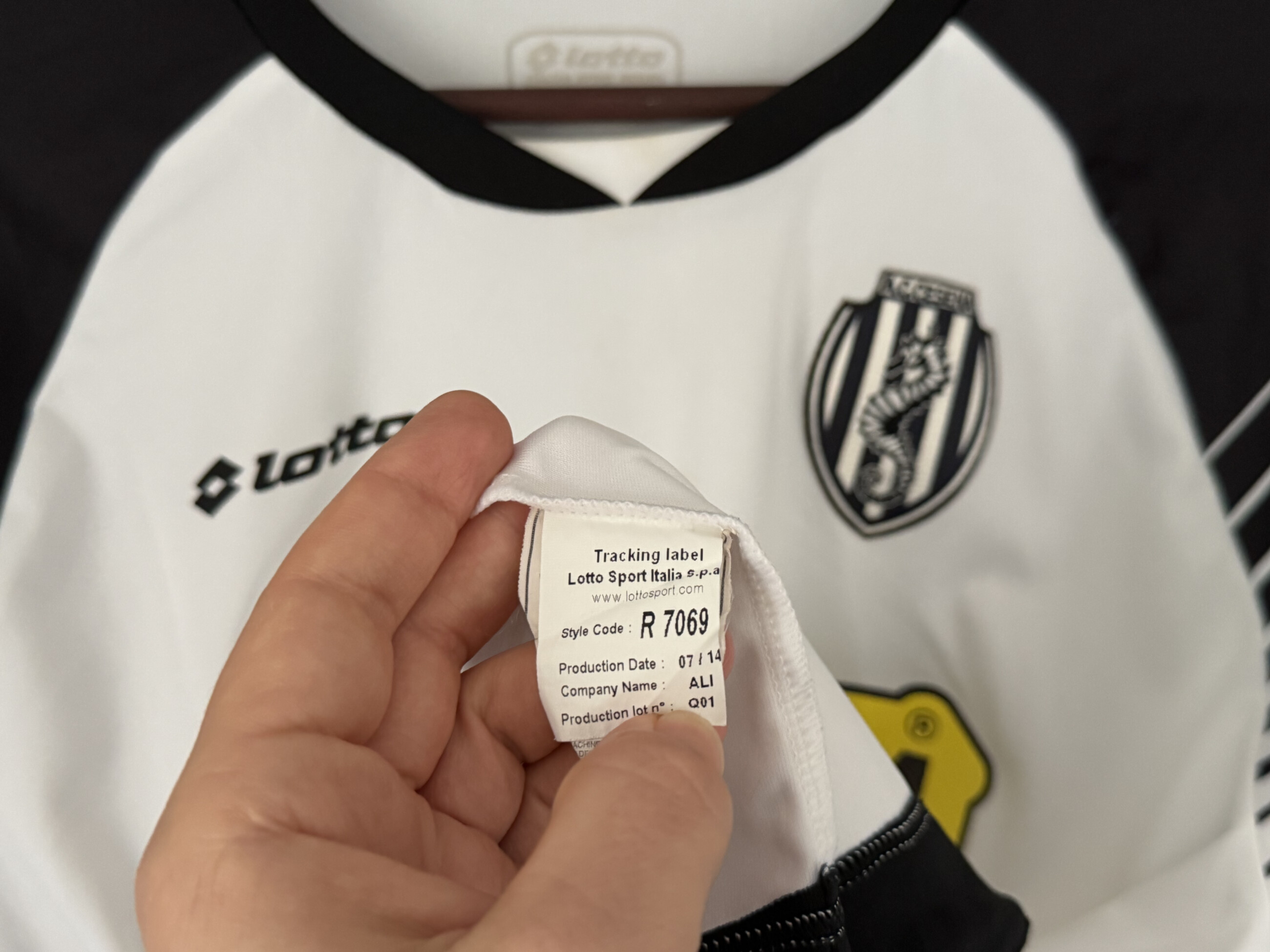 A.C Cesena 2015/16 Home Under 21s Matchworn XL 8/10 view 9