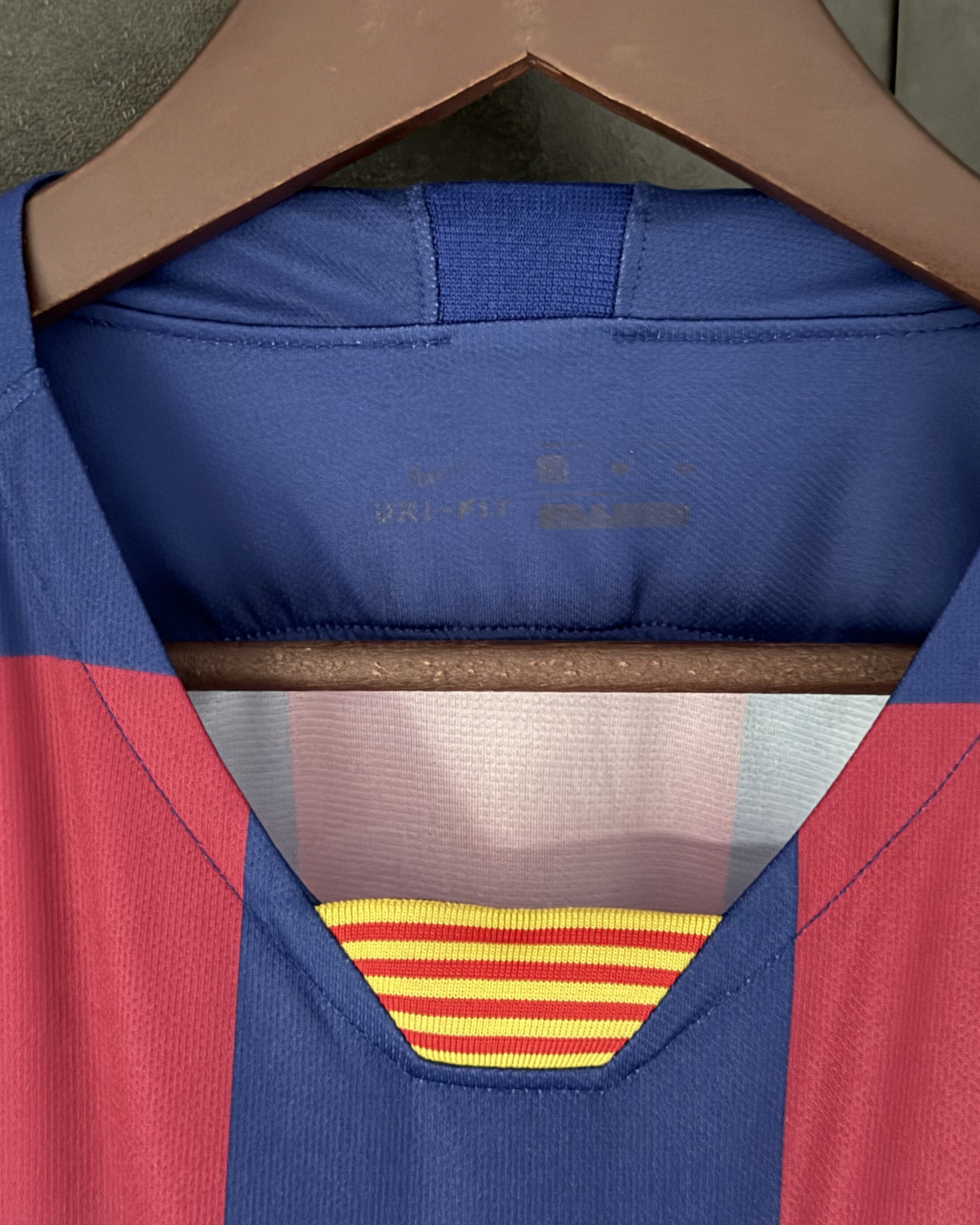 FC Barcelona 2019/20 Home SUAREZ 9 XL 9/10 view 5
