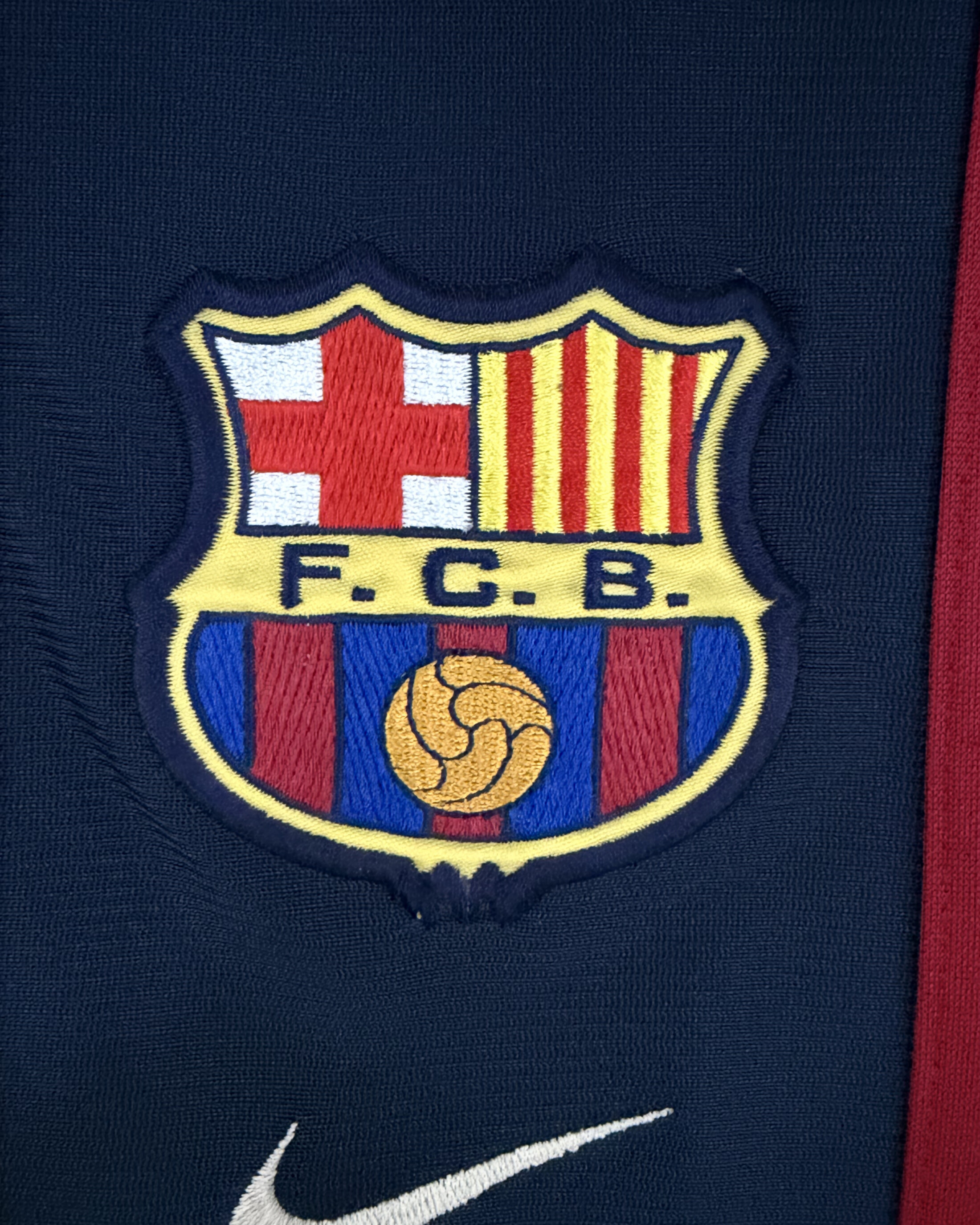 FC Barcelona 2001/02 Away OVERMARS 11 Large 8/10 view 5