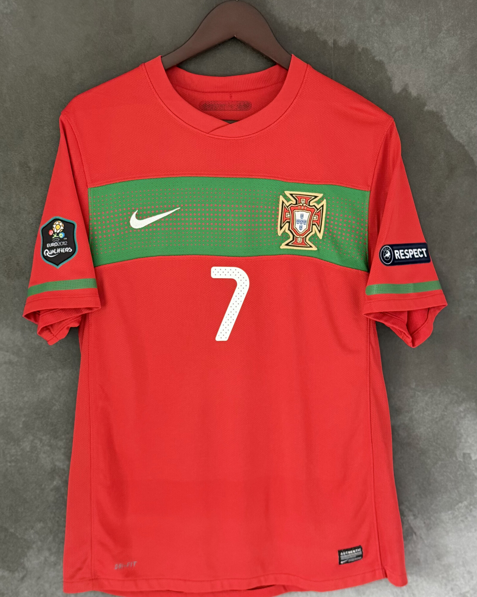 Portugal 2010 Home RONALDO 7 Medium 8/10