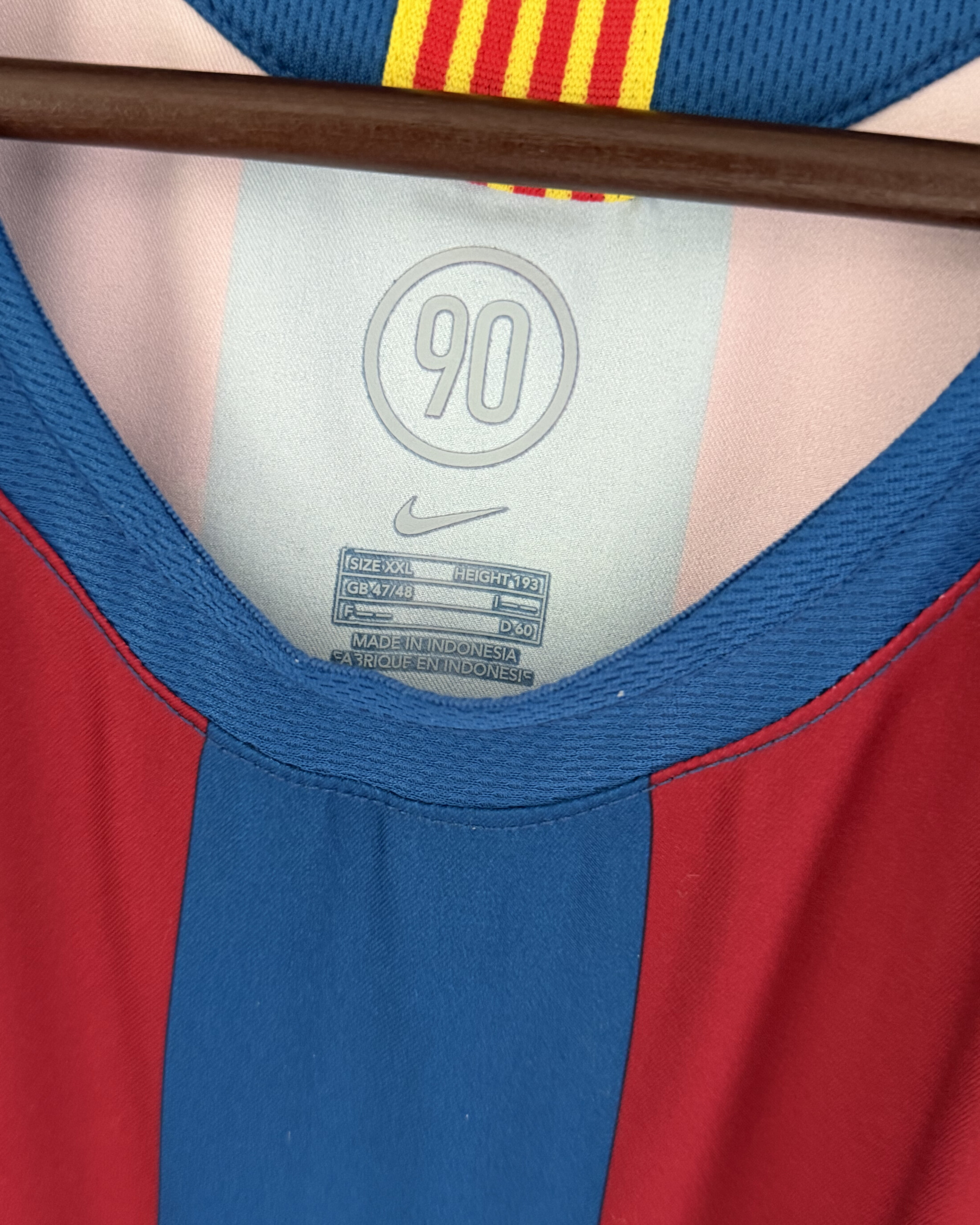FC Barcelona 2005/06 Home RONALDINHO 10 XXL 8/10 view 6