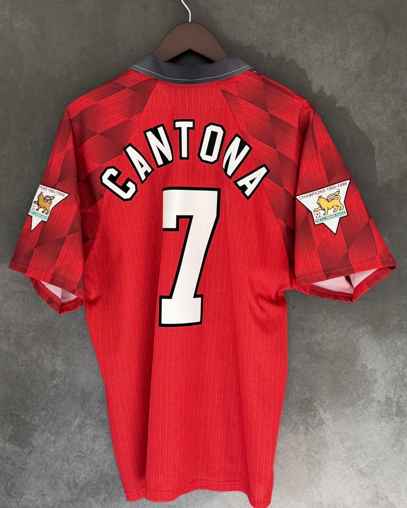 Manchester United 1996/97 Home CANTONA 7 Large 9/10