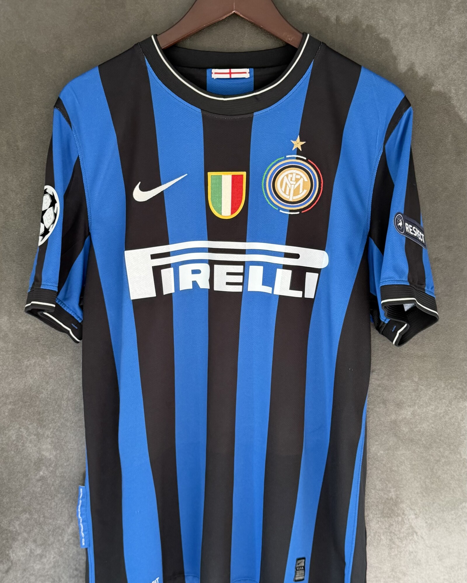 Inter Milan 2009/10 Home BALOTELLI 45 Large 8/10