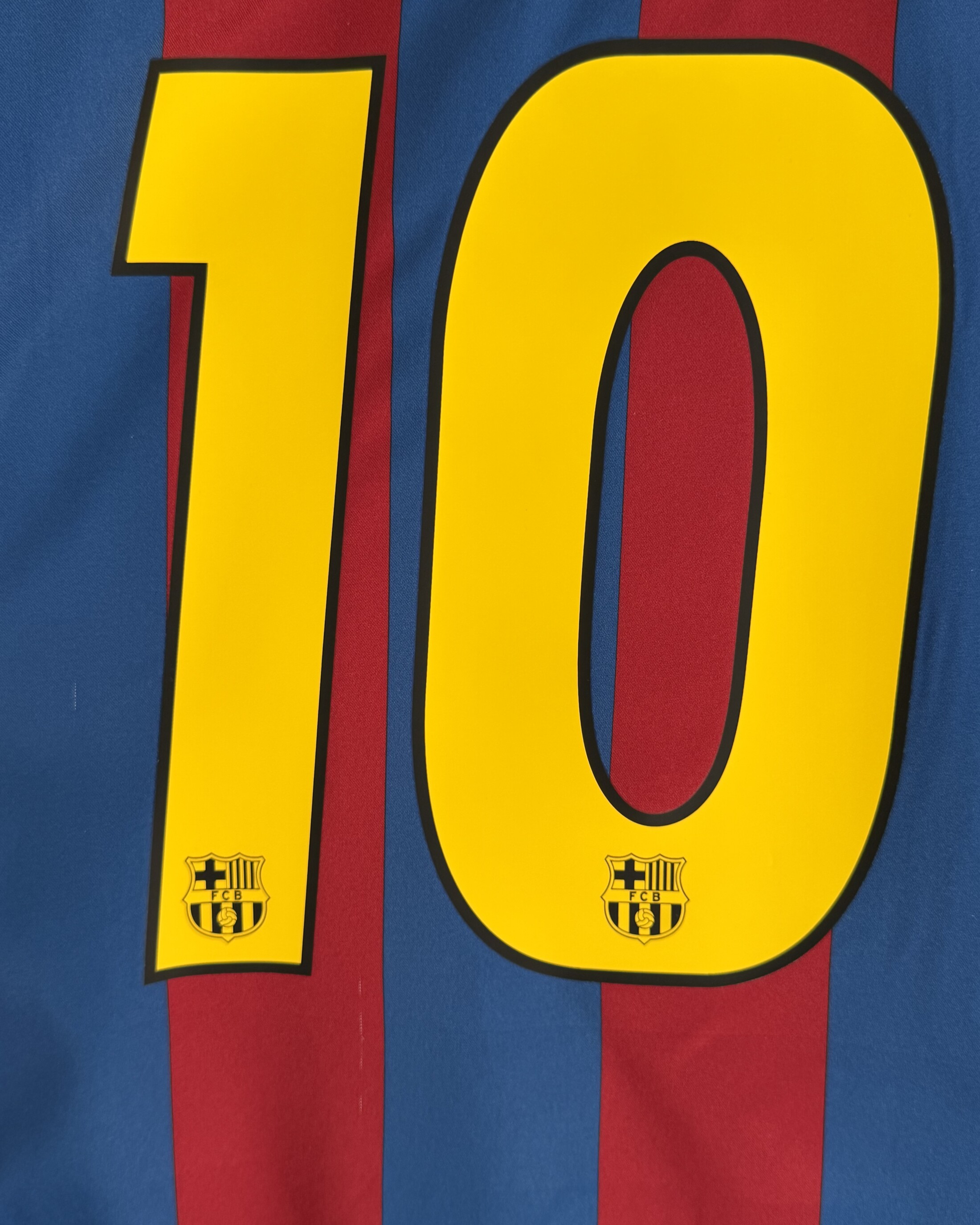 Barcelona 2005/06 Home RONAHLDINHO 10 XL 9/10 - Image 3