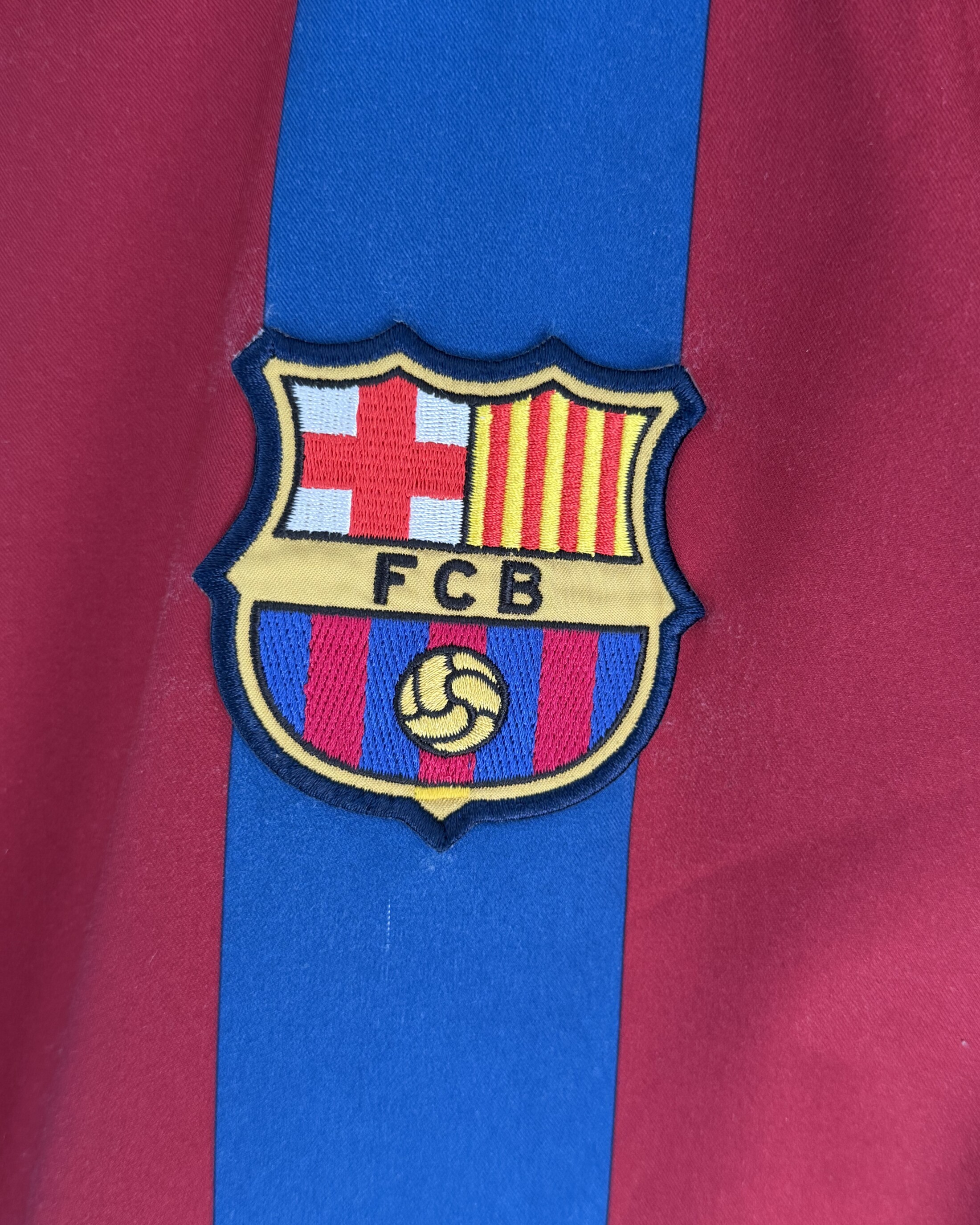 Barcelona 2005/06 Home RONAHLDINHO 10 XL 9/10 - Image 5